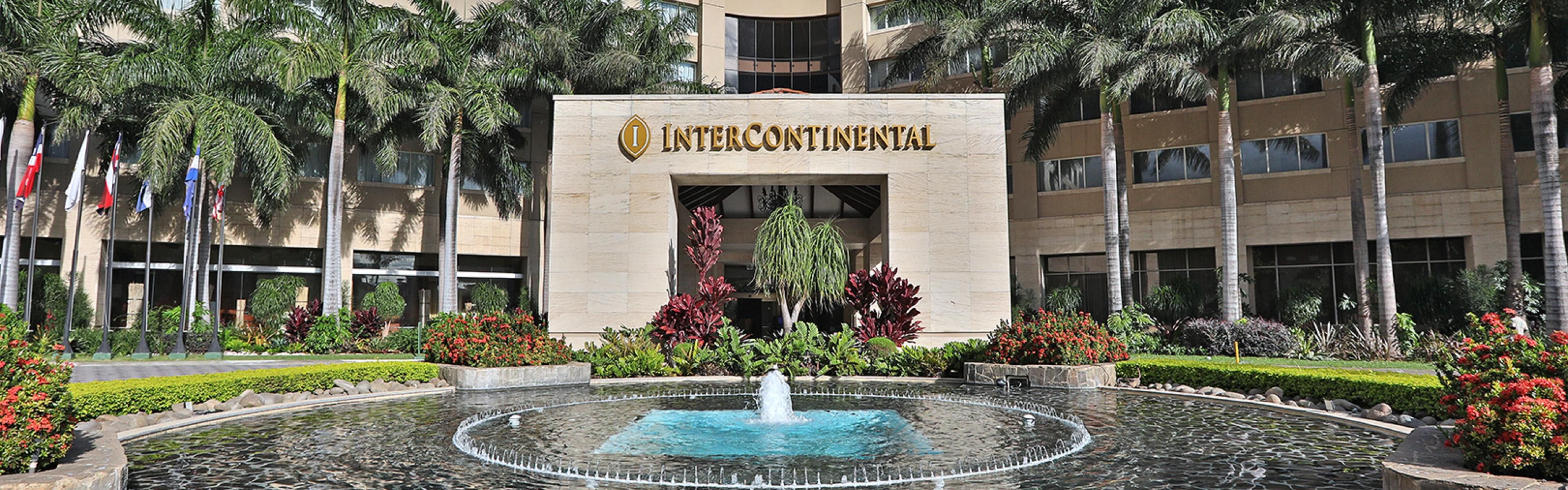 $hotelInfo.mediaDetails.welcomePhotos.primaryPhoto.caption}