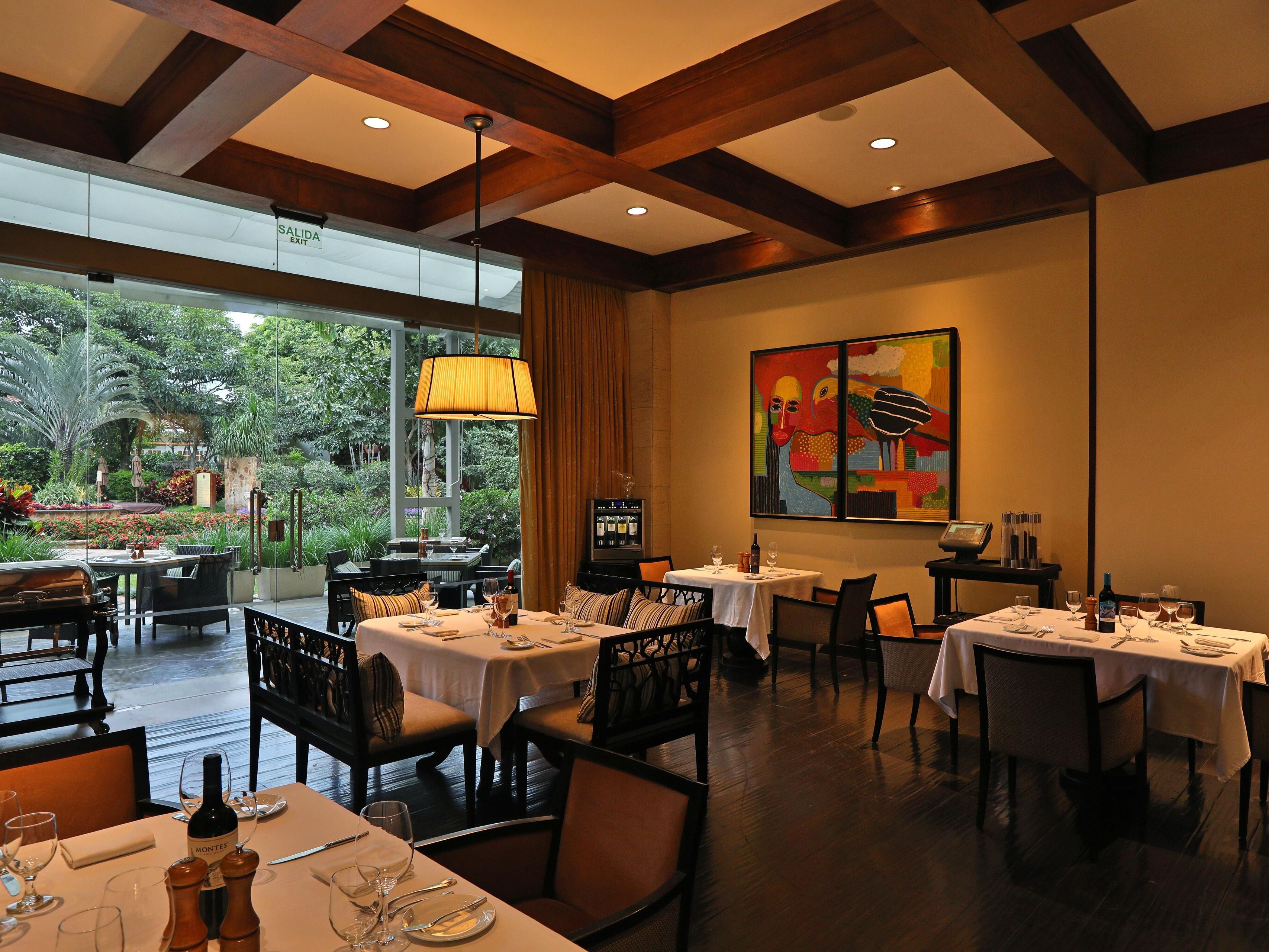 Pimento restaurant seating.
