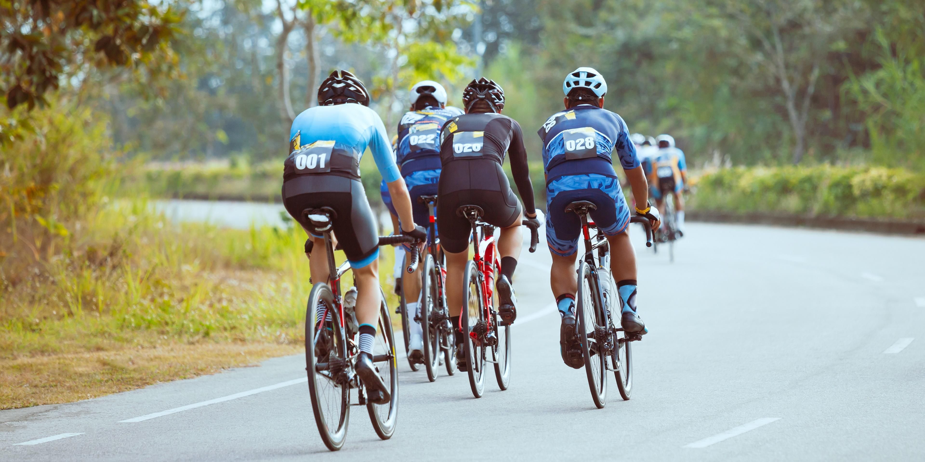 El 1 de marzo de 2026, participe o apoye el Ironman 70.3 Monterrey: nade en un lago cristalino, recorra los paisajes montañosos en bicicleta y cruce la meta en la Macroplaza. Hospédese en nuestro hotel cerca de la Macroplaza Monterrey y disfrute de comodidad, lujo y servicios exclusivos antes y después de la carrera.