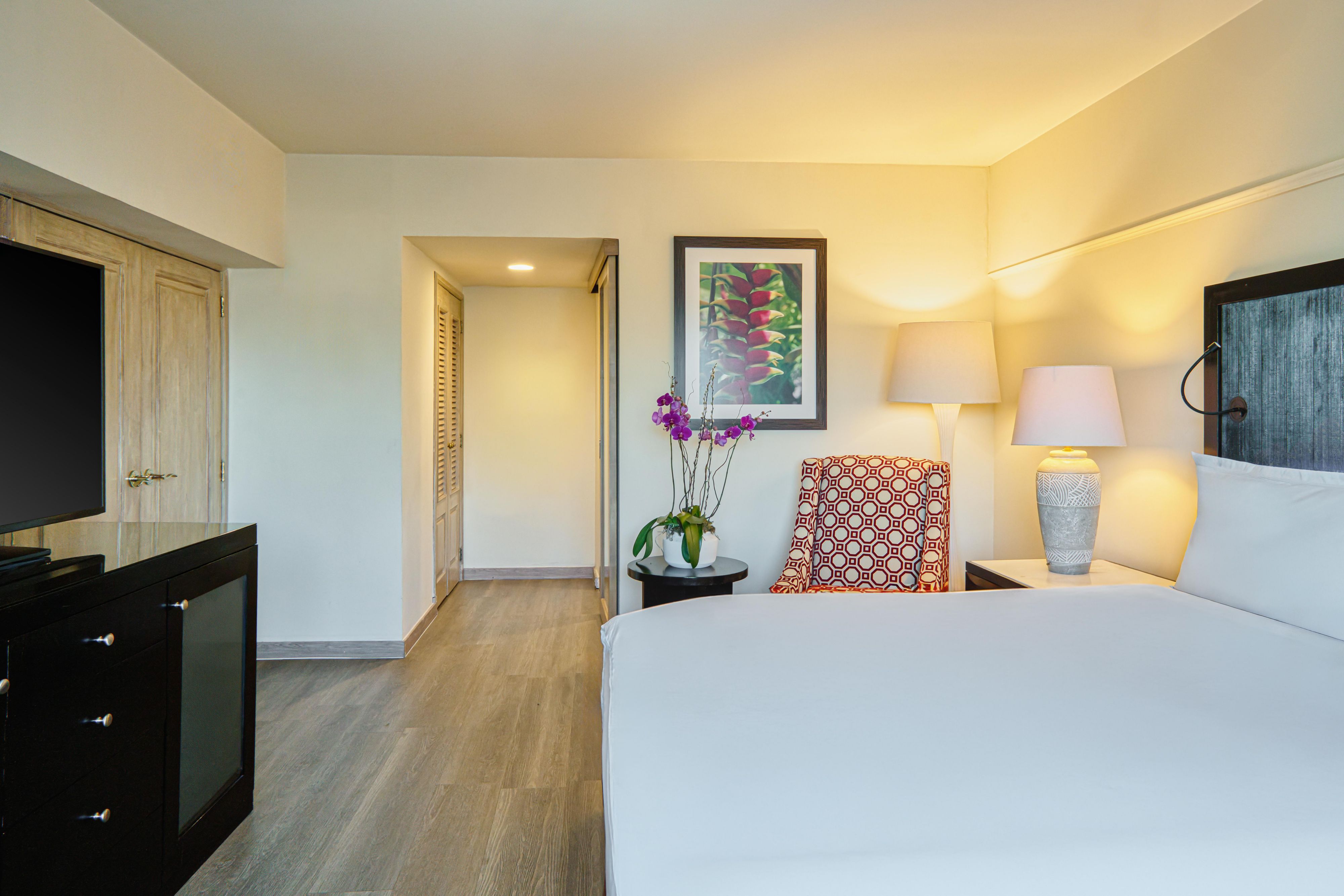King Bed Junior suite Living Area