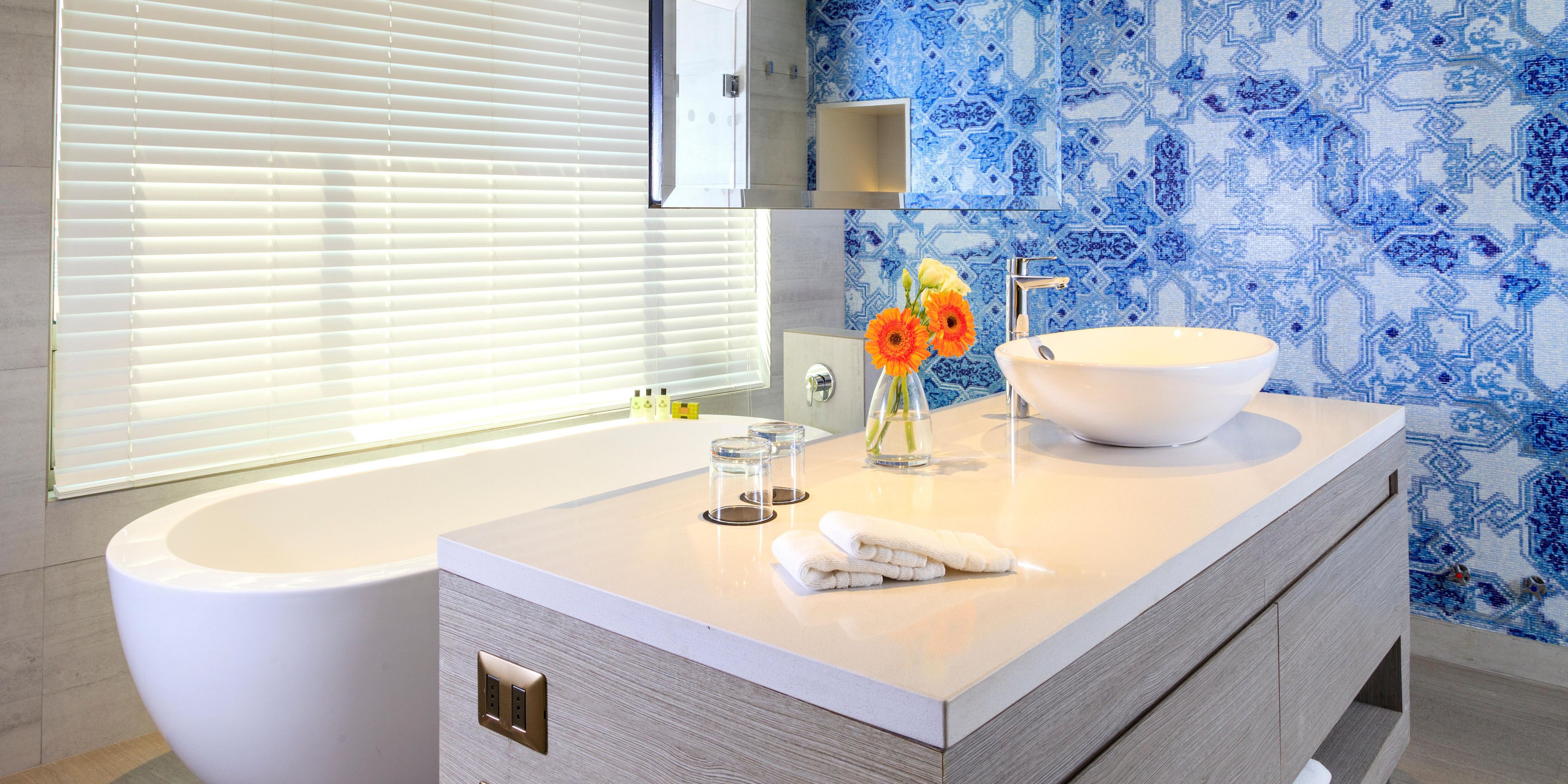 Luxury Suite Bathroom
