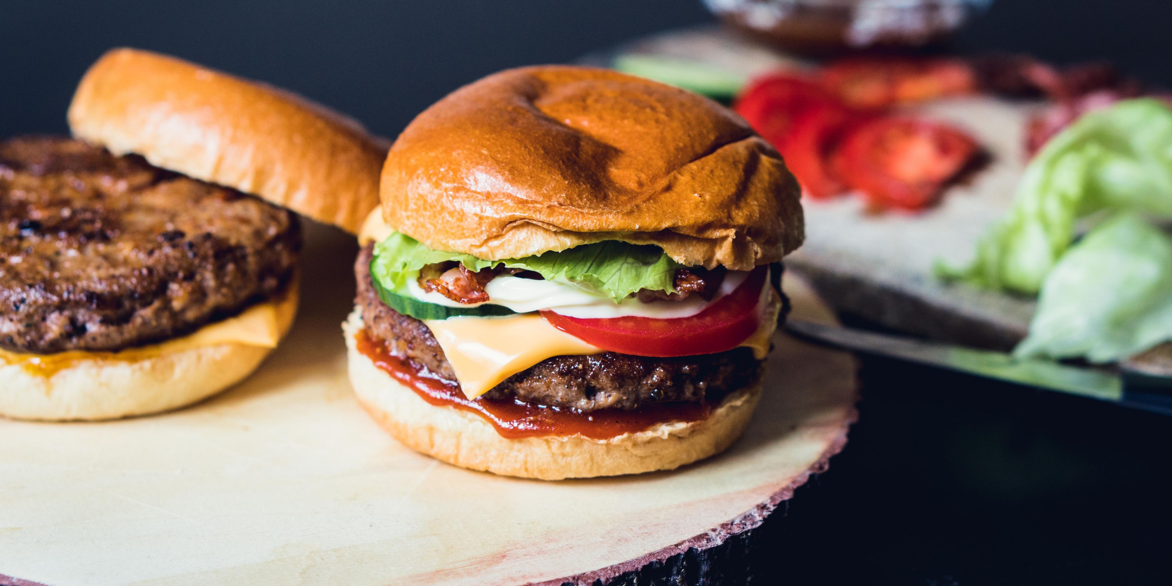 Customize your burger just the way you like it — and go back for more, as many times as you want! Join us every Thursday in July and August, from 7 PM to 9 PM, and enjoy a Beer Open Bar, Artisanal Kölsch, and a curated house wine selection. A gourmet twist on a classic favorite