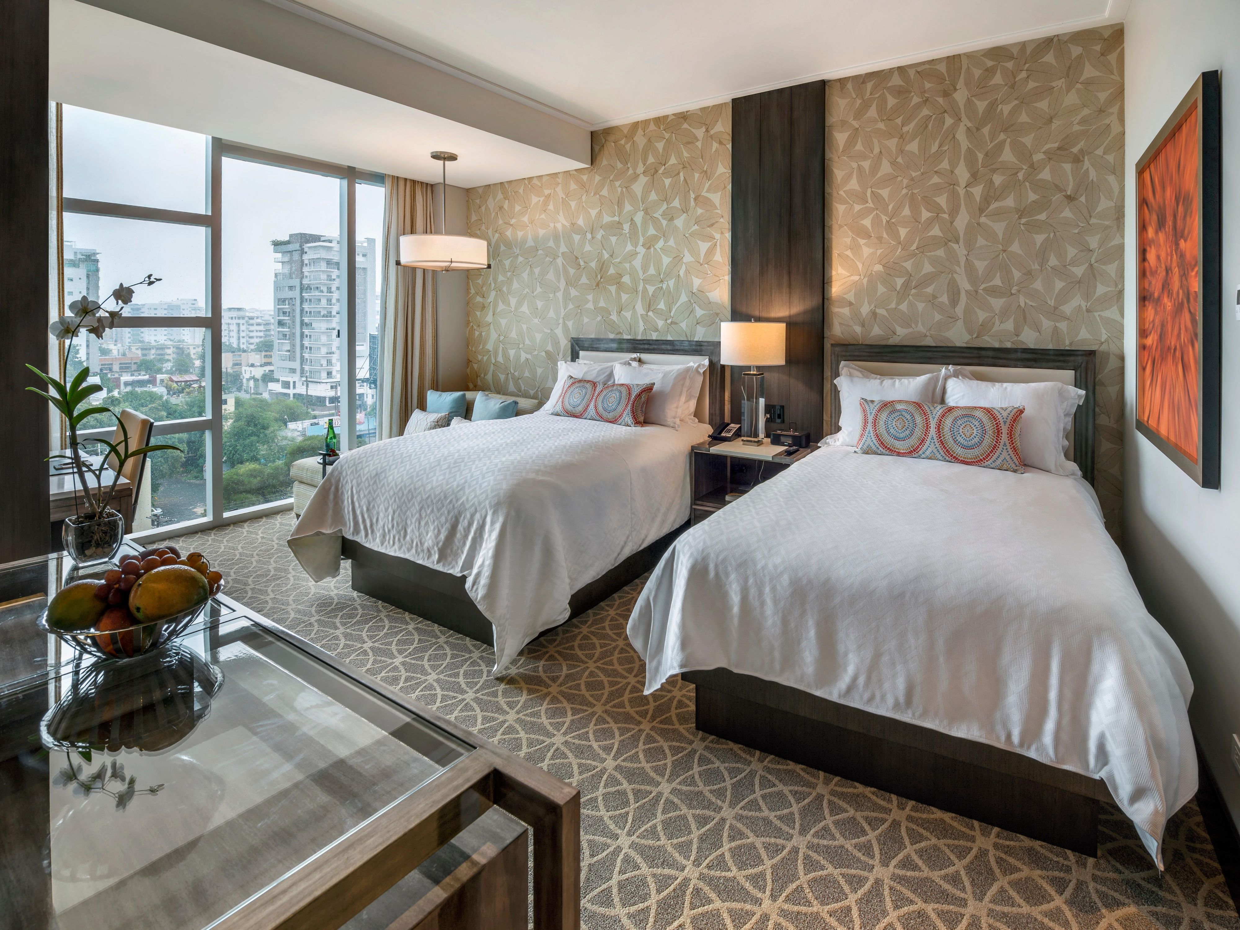 Two double beds room with club lounge access