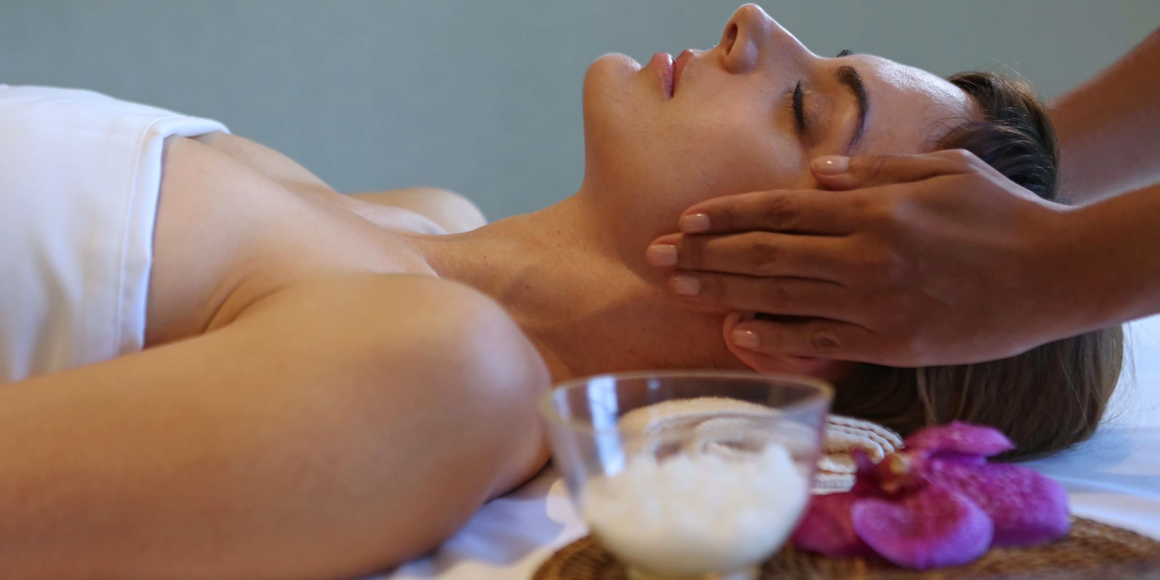 Experience pure relaxation at our spa with six treatment rooms, including a couple's retreat. From a sauna, steam room, and whirlpool bath, to an outdoor pool, our oasis offers the ultimate in tranquility. Unwind in our relaxation area while our expert therapists pamper you. Contact us at 809-683-2474 or email spa.sdq@r-hr.com to schedule today.