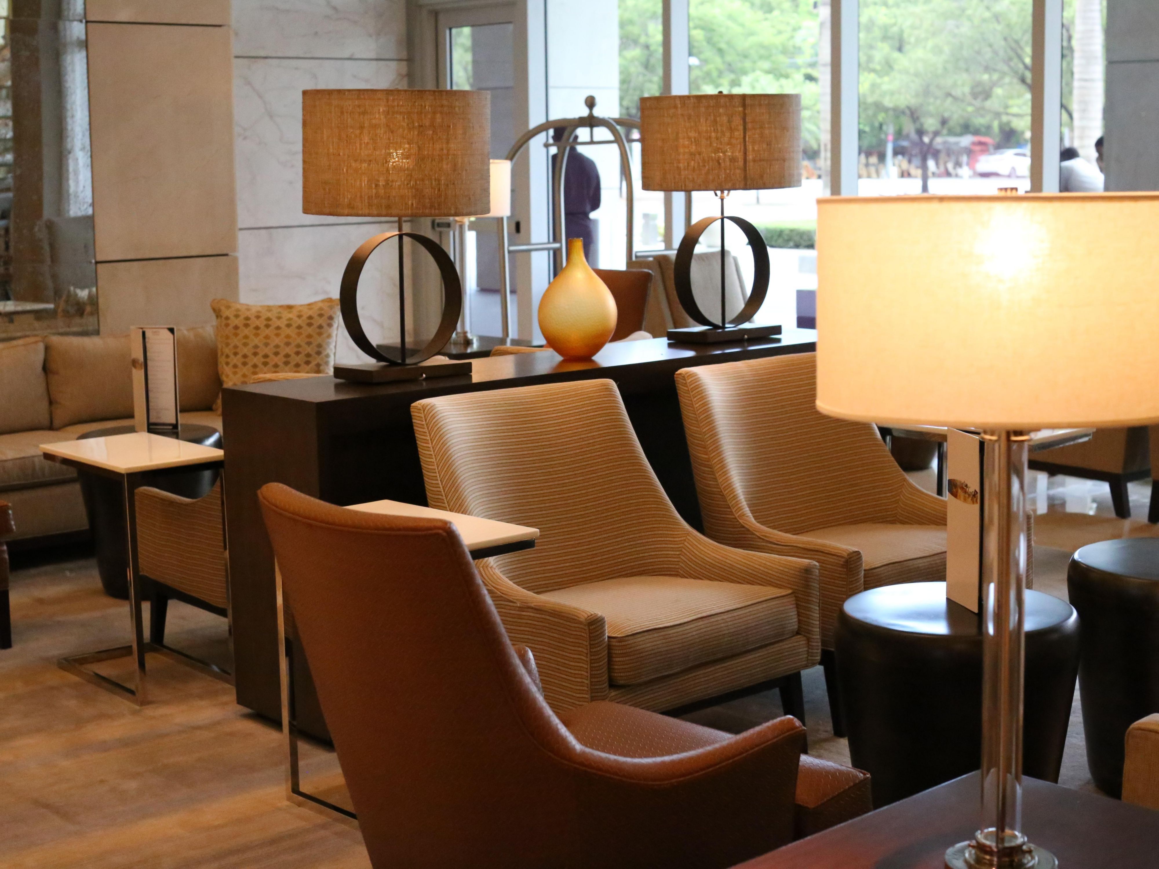 Enjoy and relax in the hotel lobby with free Wi-Fi.