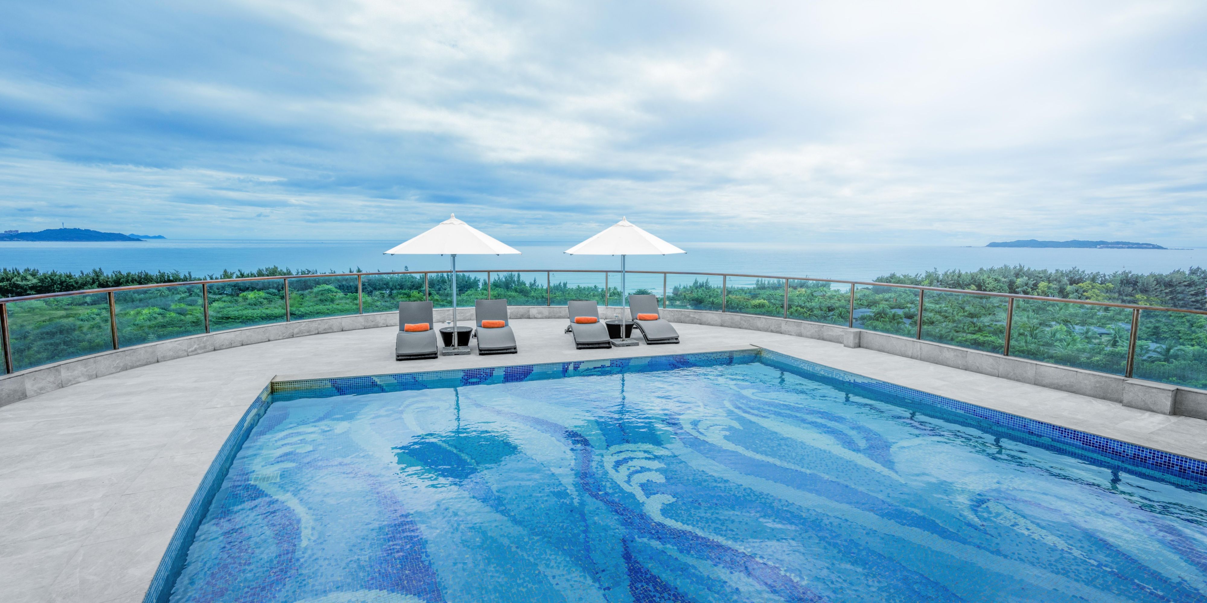 2 King Beds Presidential Suite Private Pool