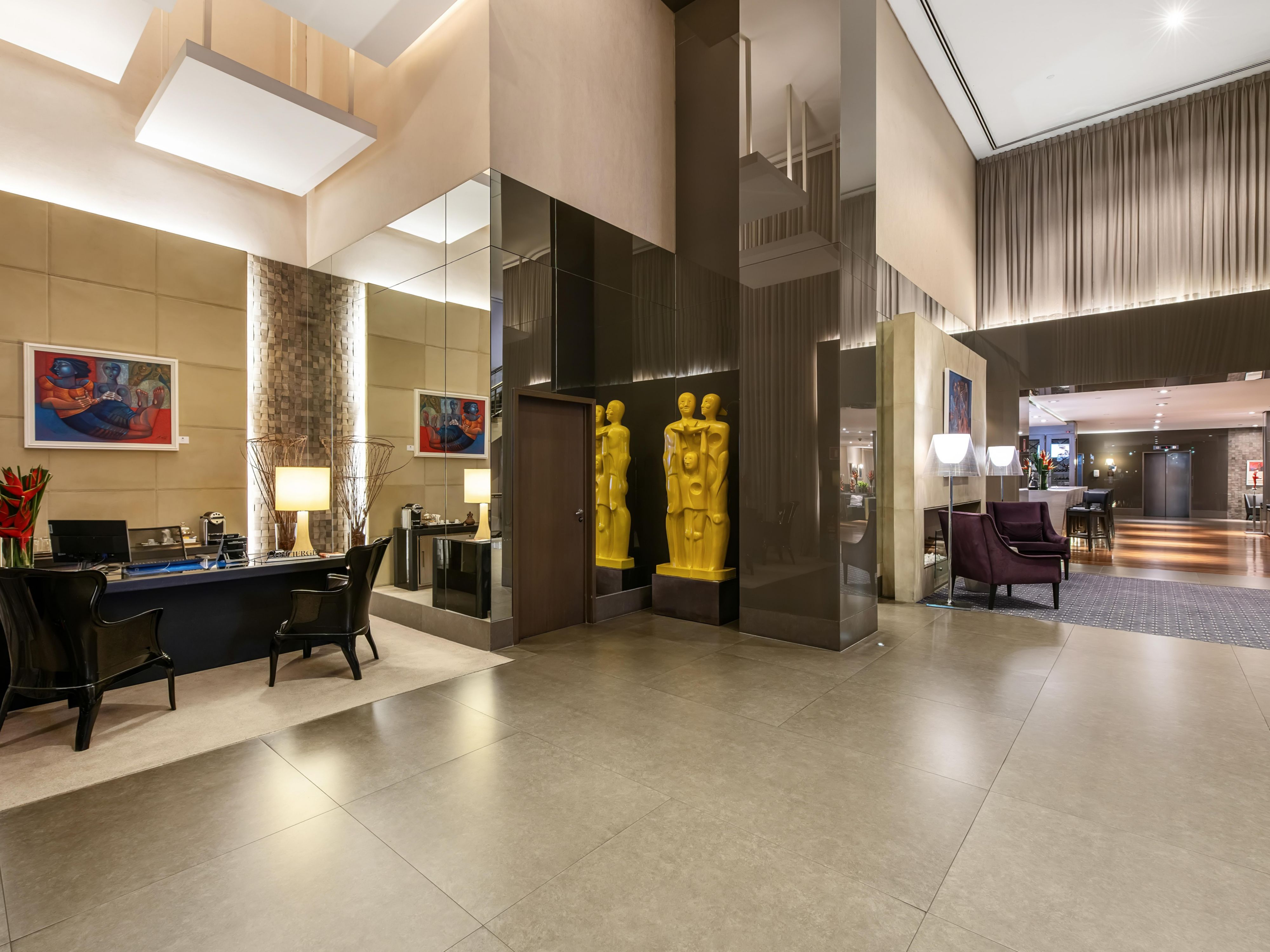 Enter to a world of comfort and hospitality.