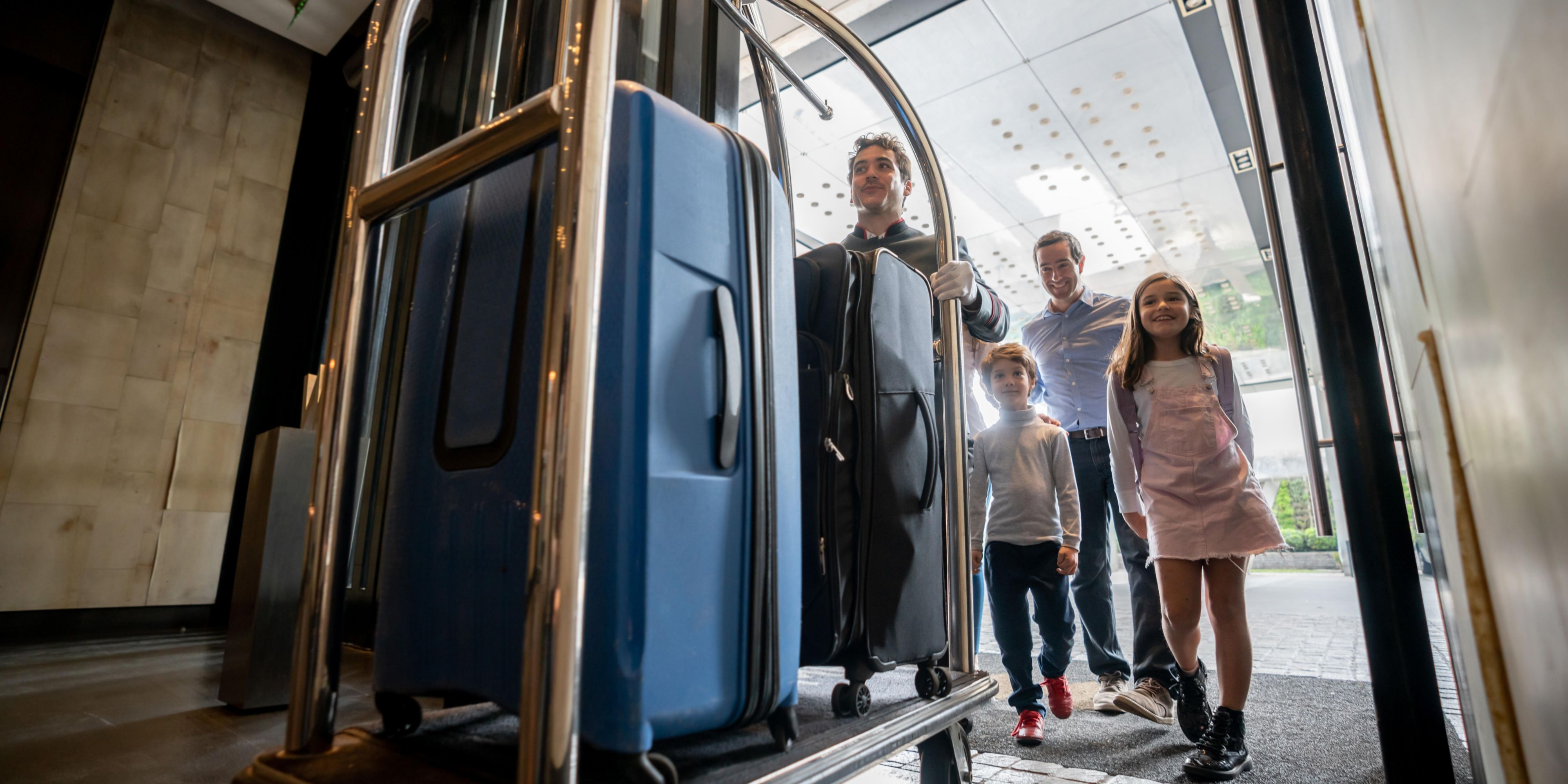 This Children’s Day, create lasting family memories with our Stay Longer & Save package plus complimentary breakfast for children up to 11 years old.
Experience warmth, elegance, and thoughtful hospitality designed for the whole family.