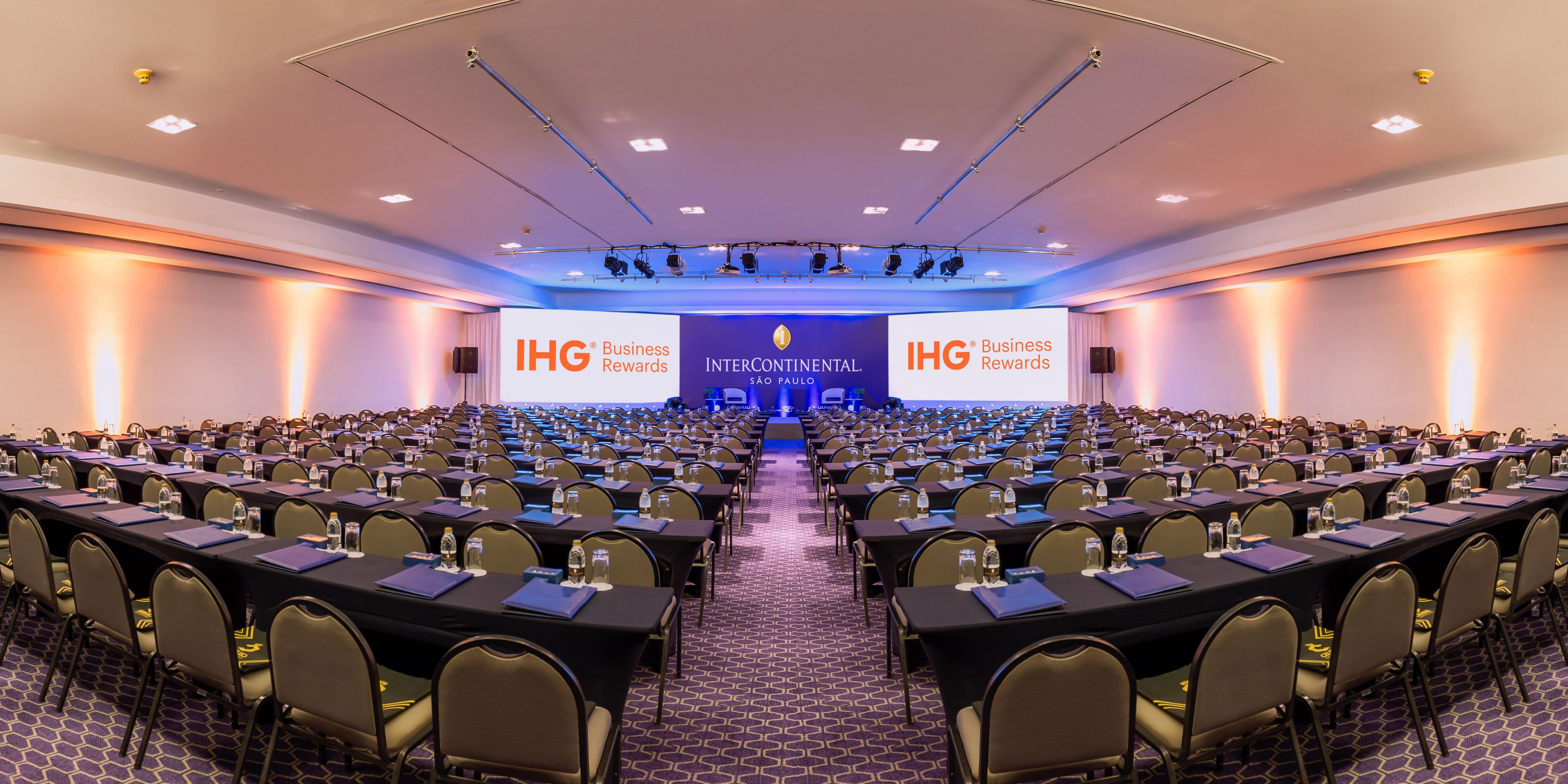 When you are ready to plan your next event, we will be ready to welcome you. With our new cleaning protocols and our flexible offer for events and meetings, you will have the confidence you need to stay focused on your meeting objectives.