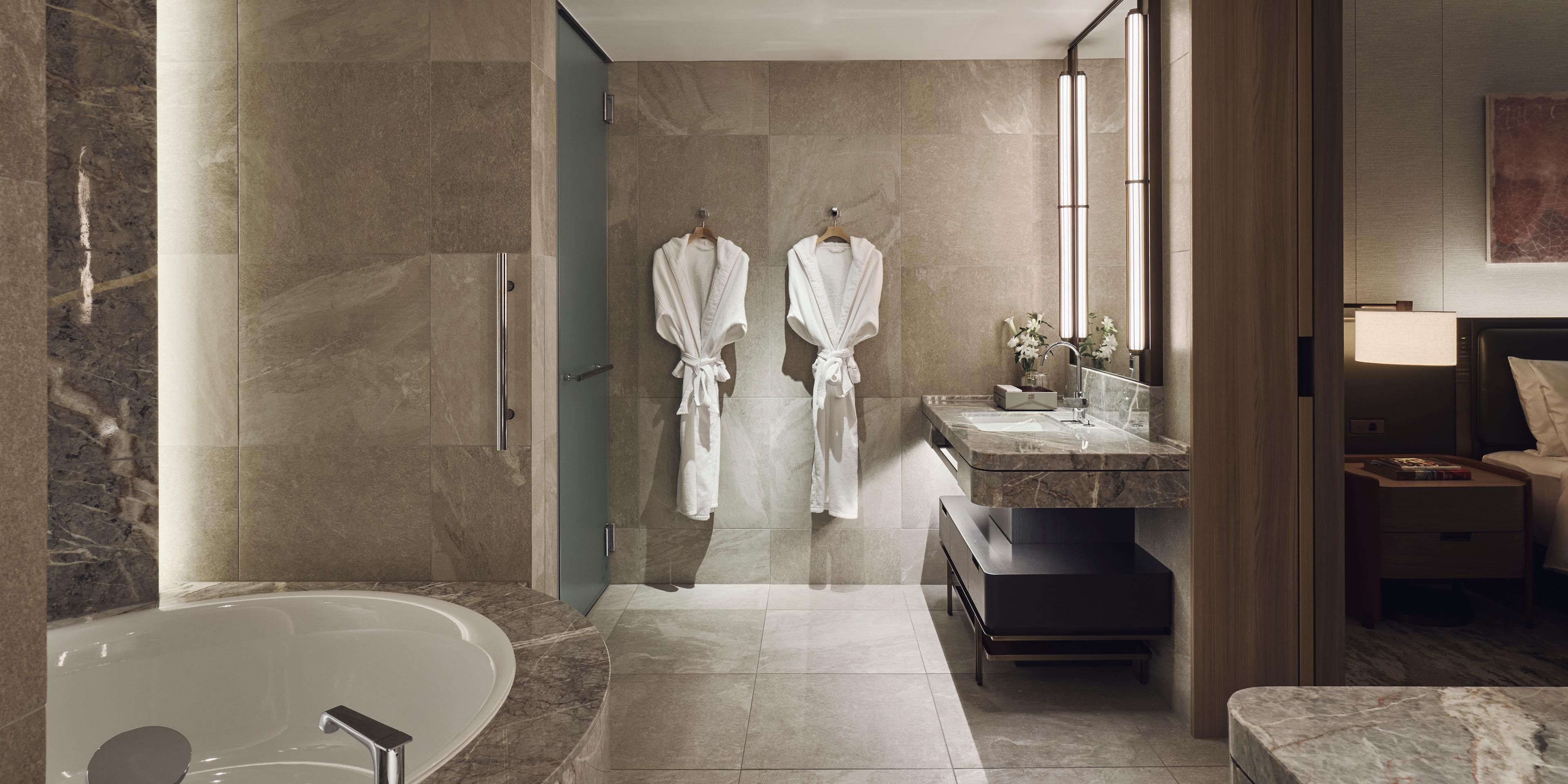 1 Bedroom Suite Bathroom