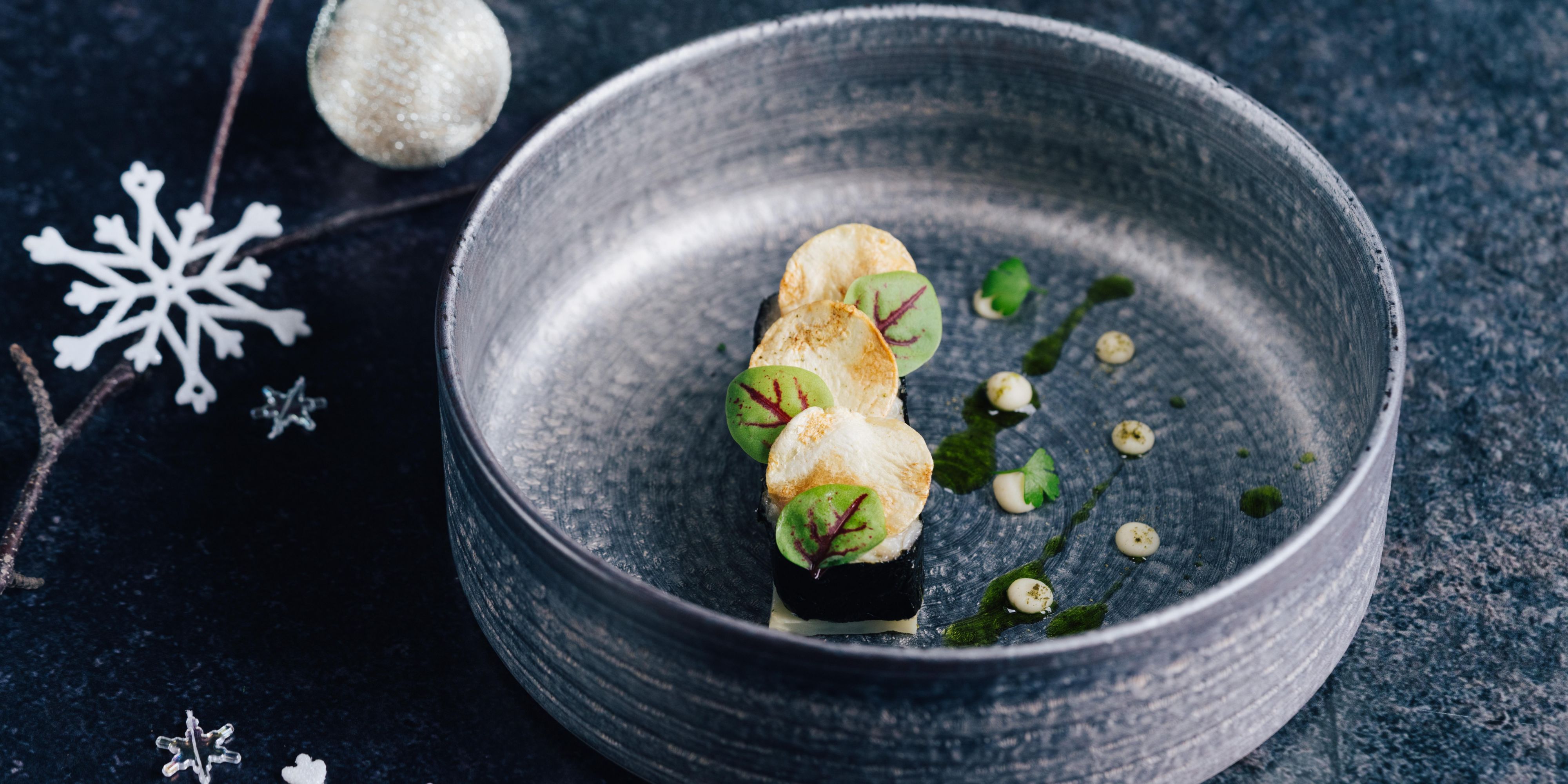 Savor exquisite dining with three outlets: a casual French all-day dining restaurant for breakfast to evening time, a contemporary kappo-style specialty restaurant with 58 seats, and a refined bar lounge with 12 counter seats and distinct sections, elevating your stay.