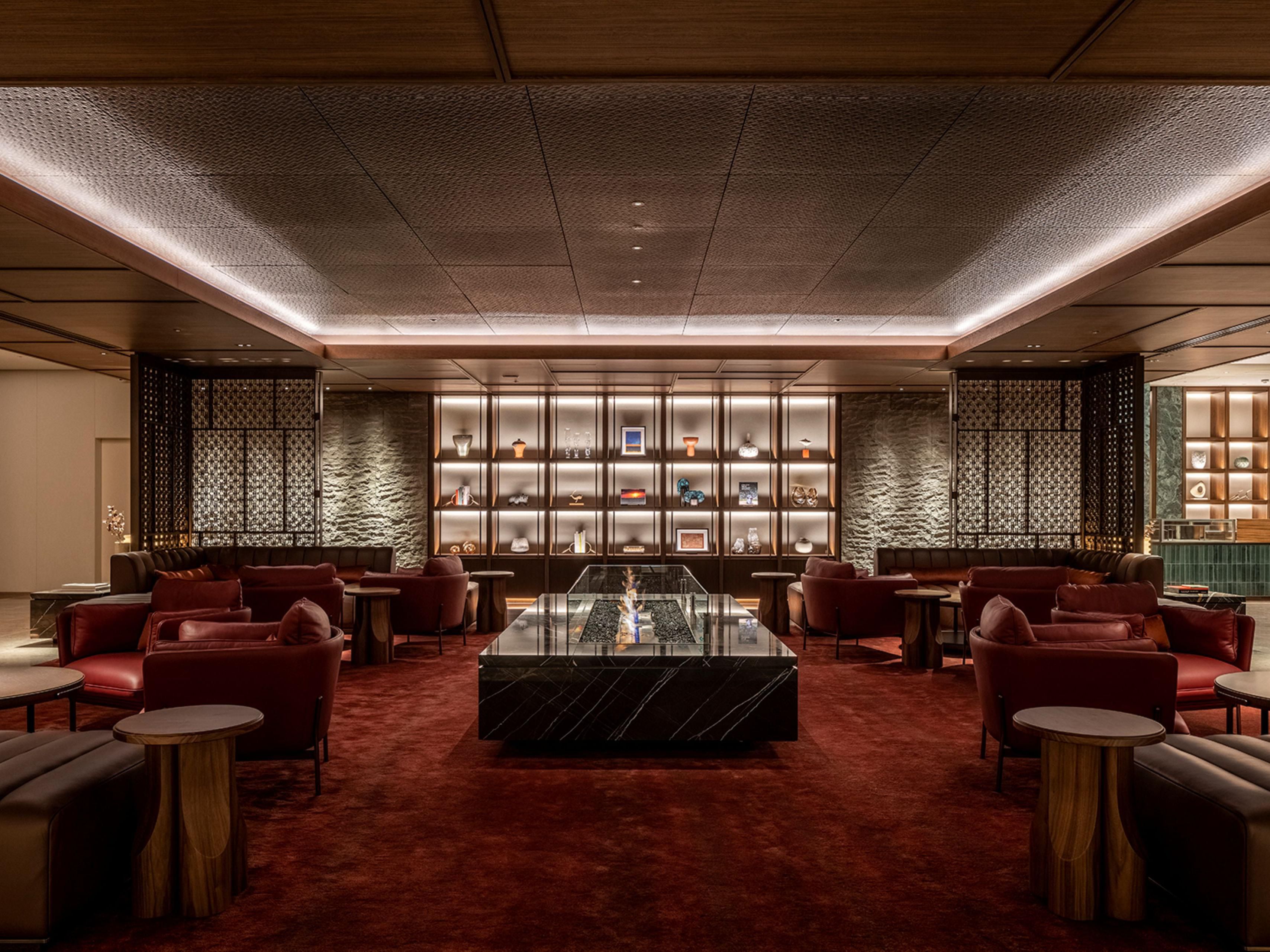 9F Fire Lounge