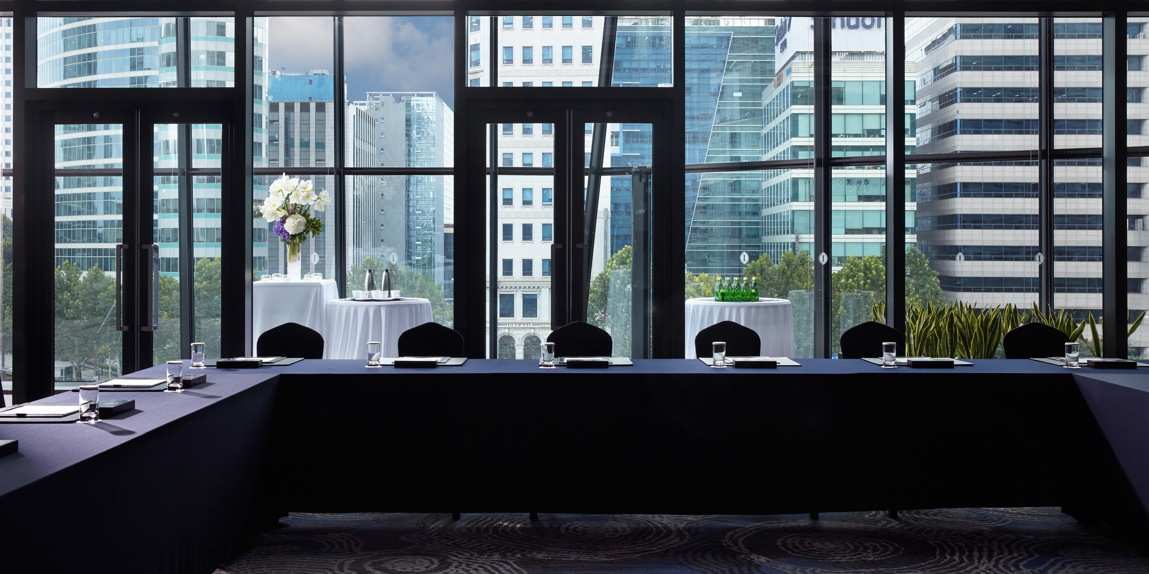 From intimate parties to grand seminars and fashion shows, Grand InterContinental Seoul Parnas can accommodate any event of any size. This business hotel in Seoul is more than just a venue. It is a hub for MICE events in South Korea.