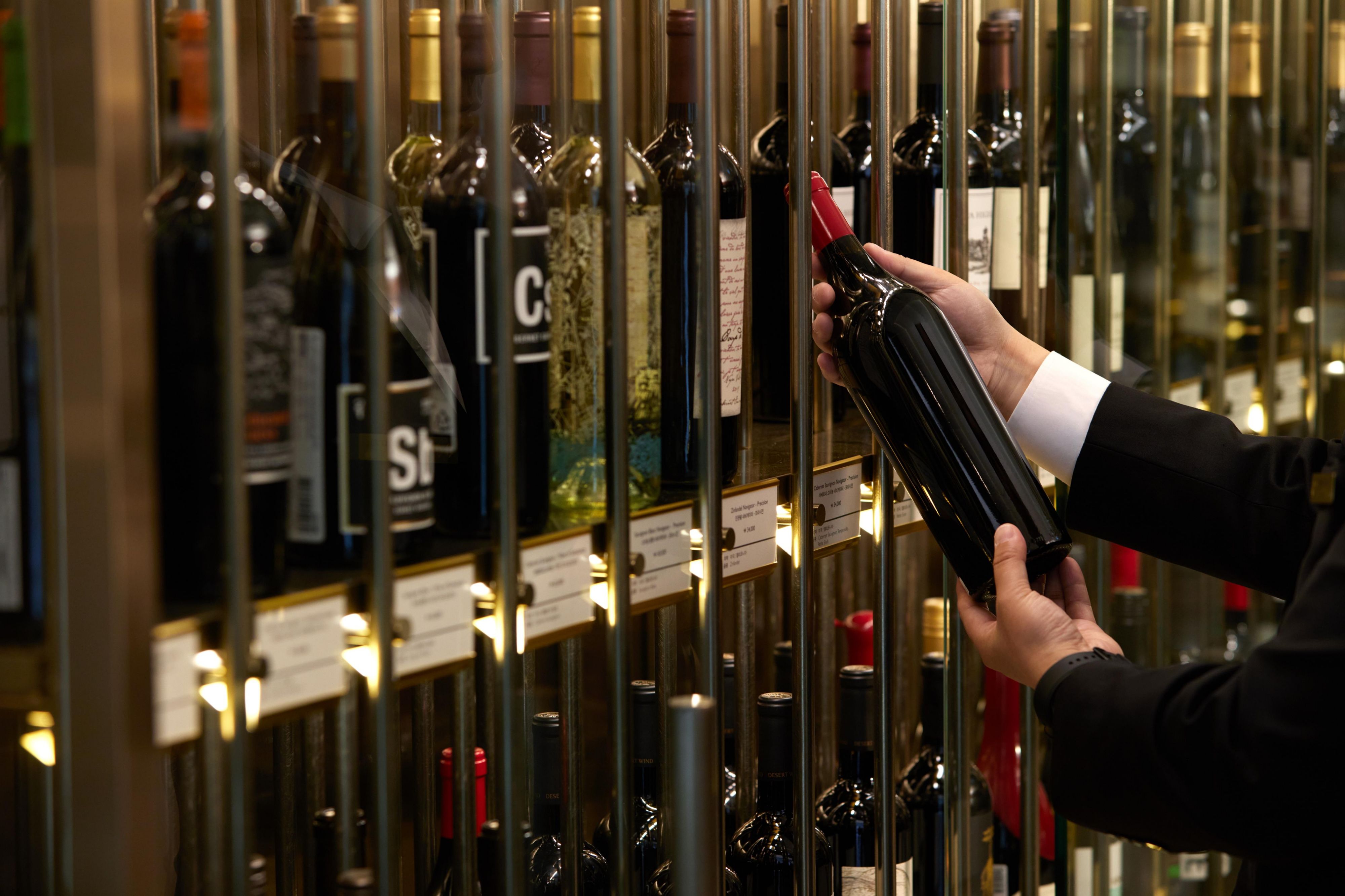 Grand Deli Boutique Wine Shop