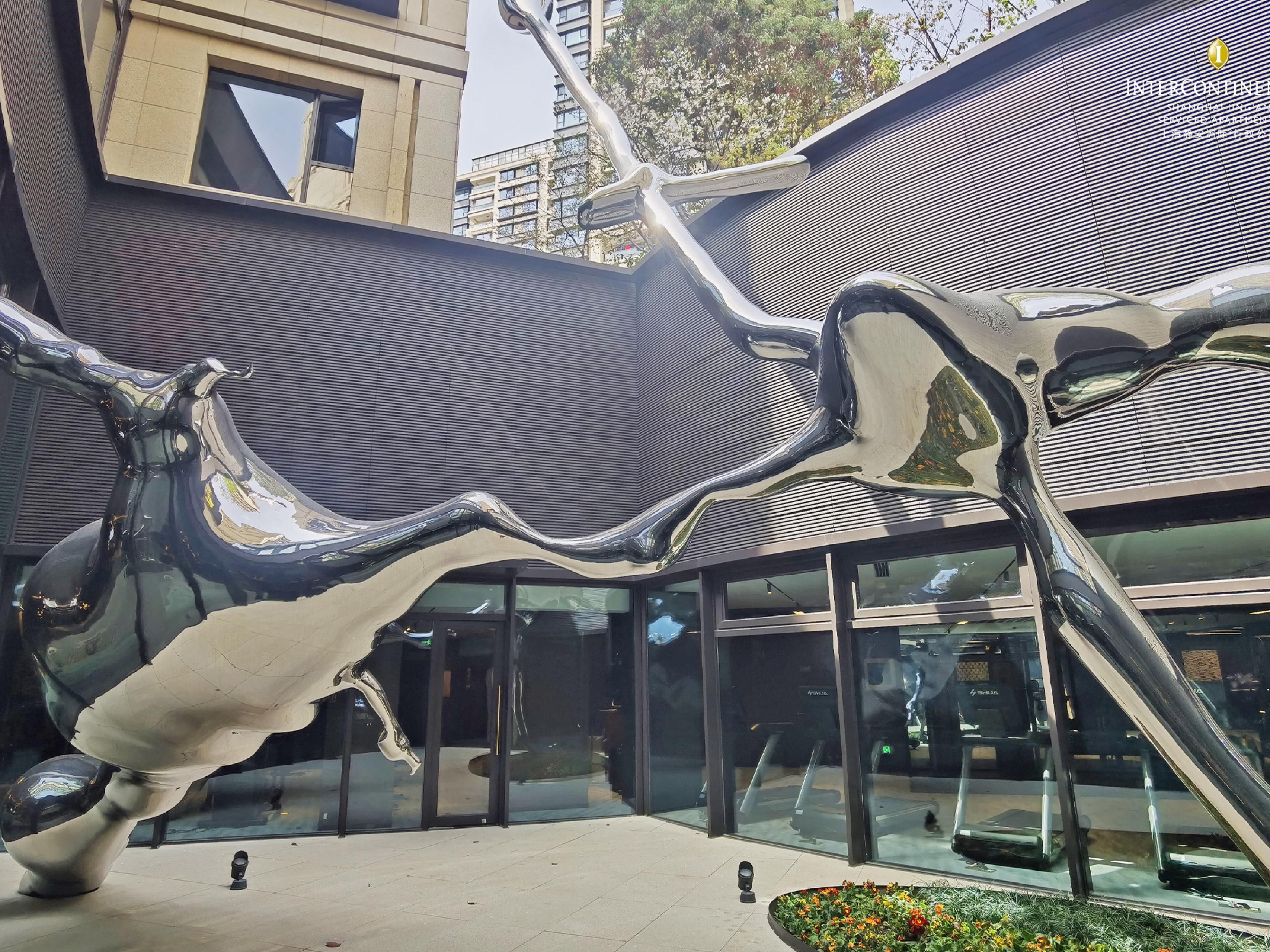 Hotel Feature