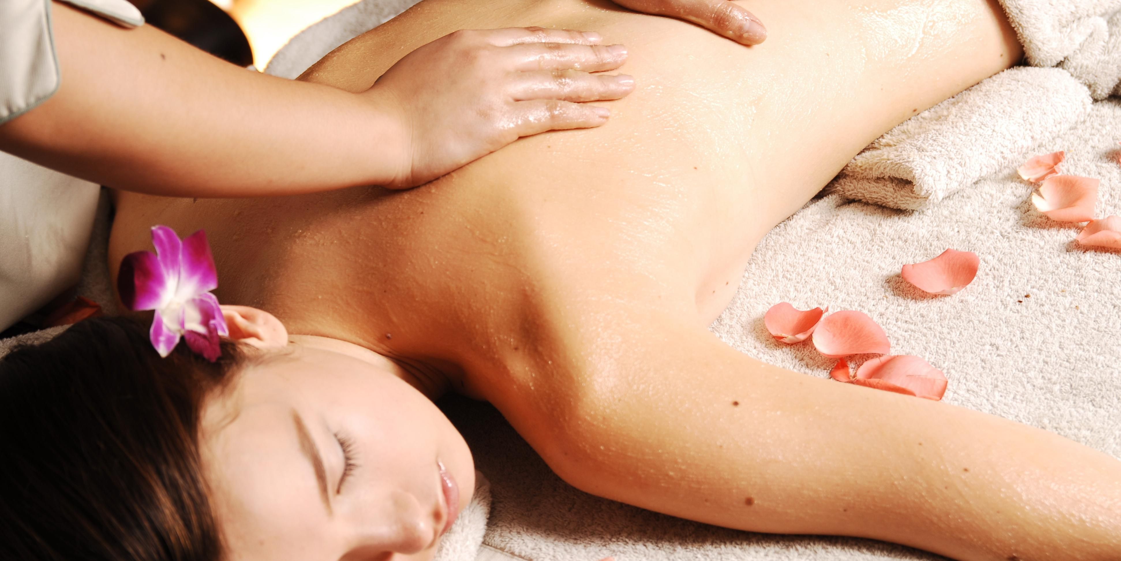 Vita Spa offers a range of spa and salon treatments blending Eastern philosophies and Western techniques, providing relaxation through facials, body therapies, and wellness services.