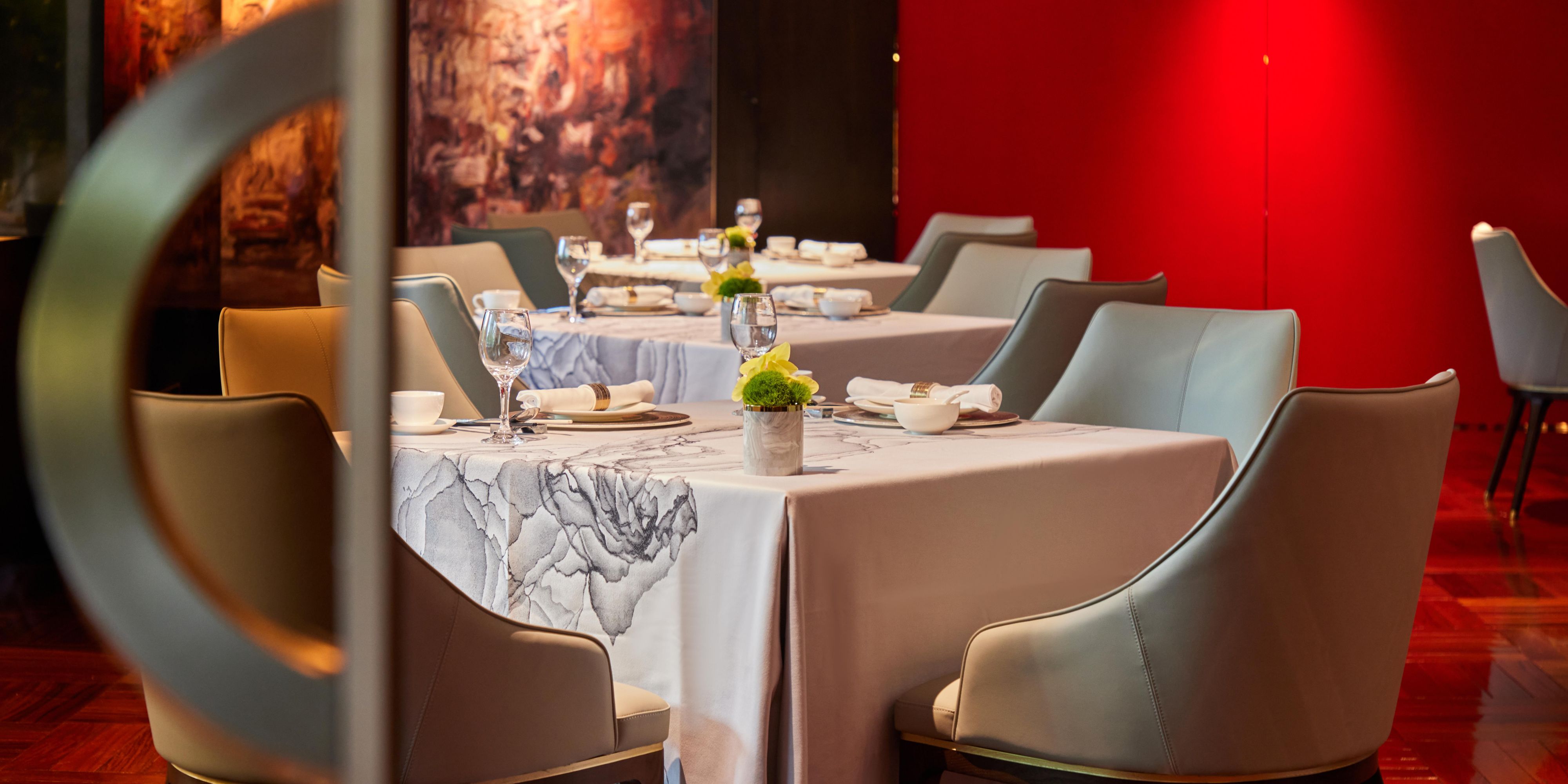 Established since 1996, Oriental House has inherited the Rich Culture of Chinese Cuisine. Our Talented Team of Chinese Chefs provide a Taste of Authenticity of Shanghai Cuisine and Creative Fusion of Cantonese, Chaozhou, Sichuan and Huaiyang Dishes.