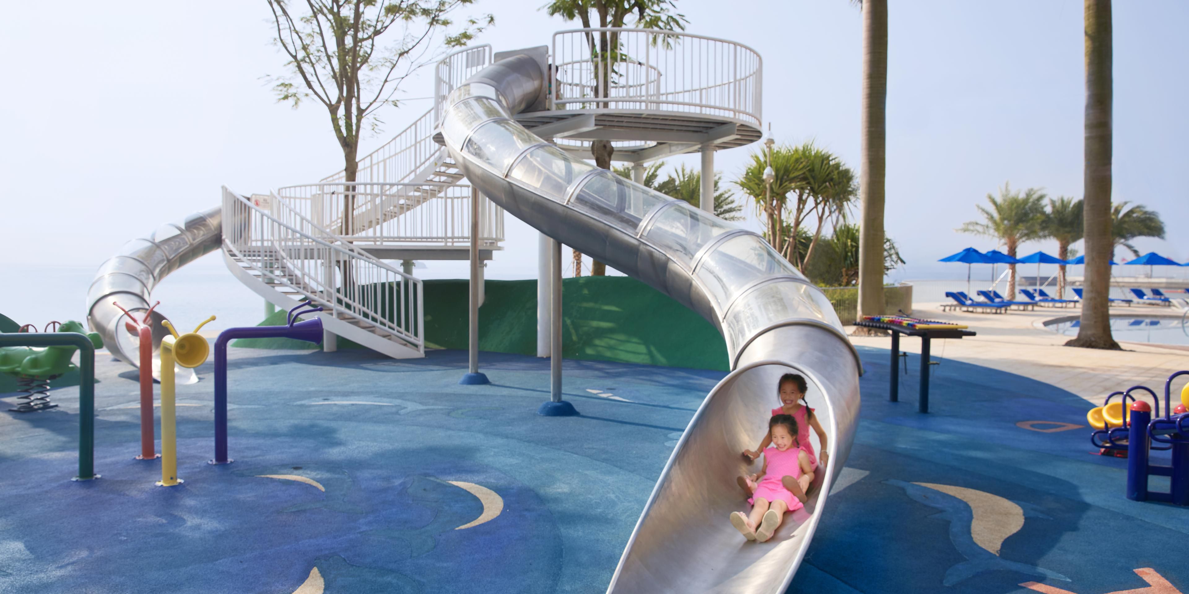 户外儿童游乐场