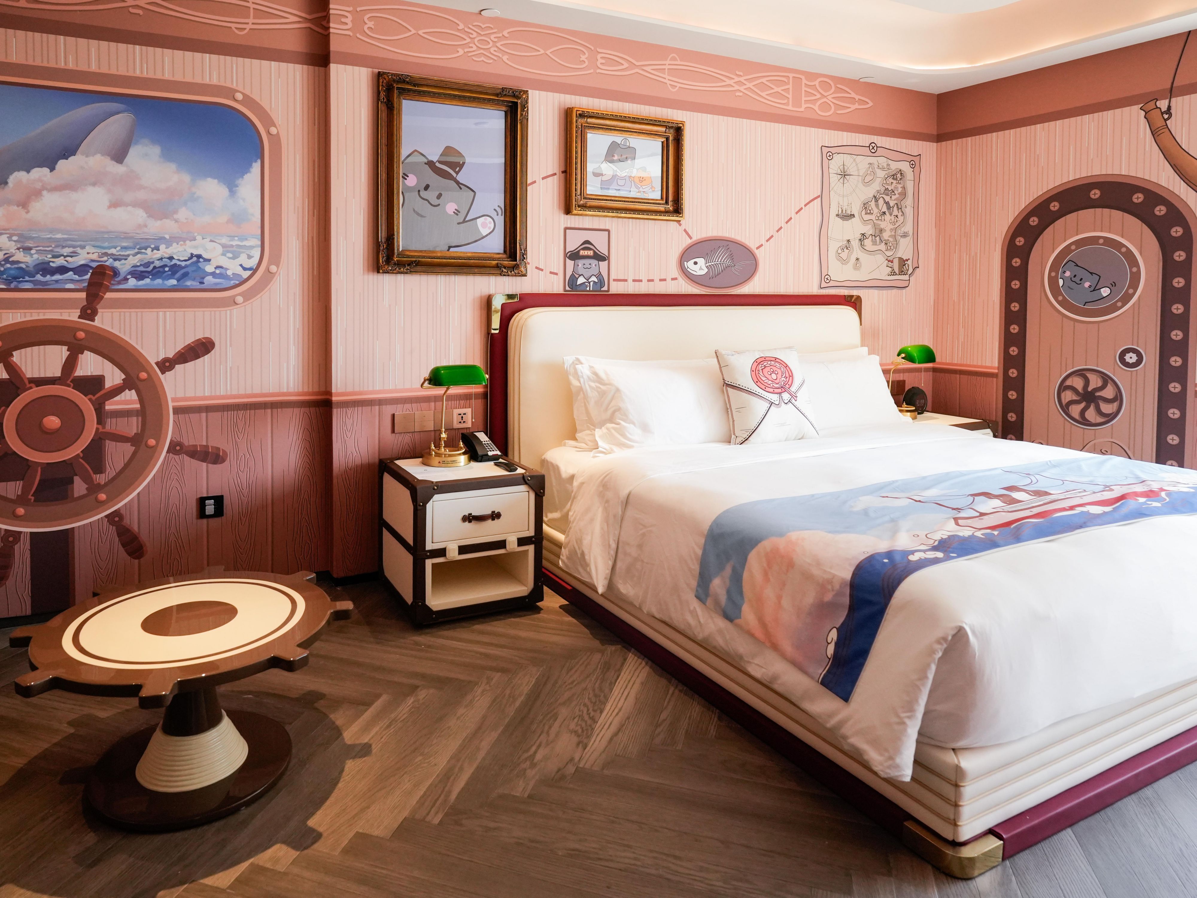 Aden Kids Suite