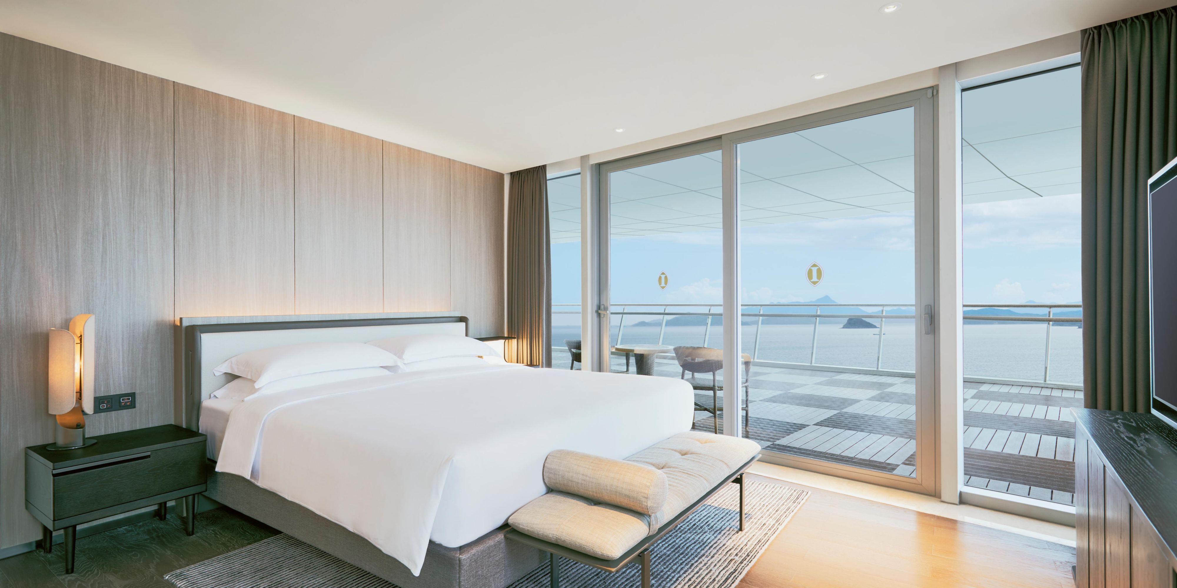 Ambassador Suite Bedroom
