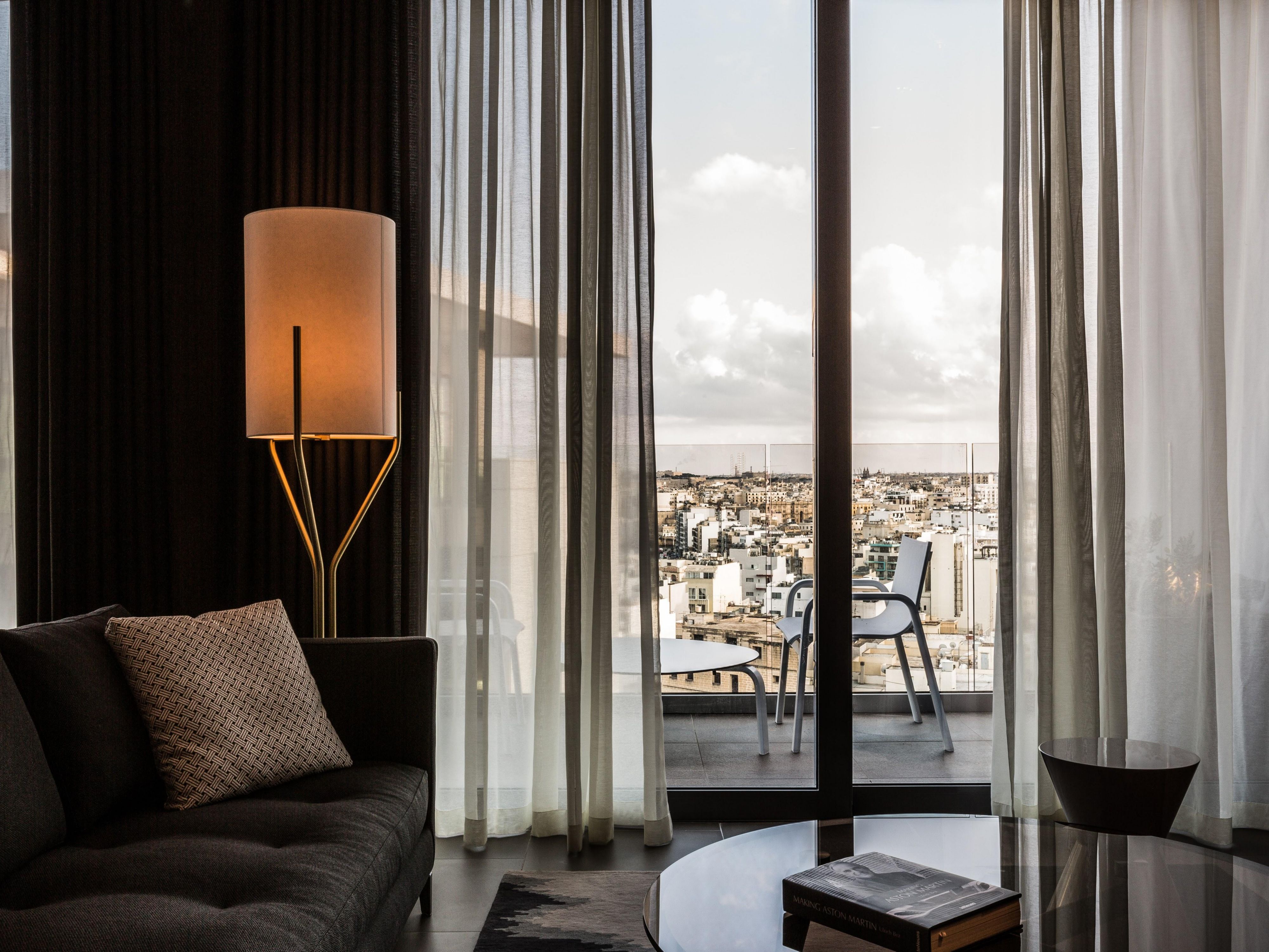 Exquisitely Designed and Beautifully Furnished Penthouse Suite