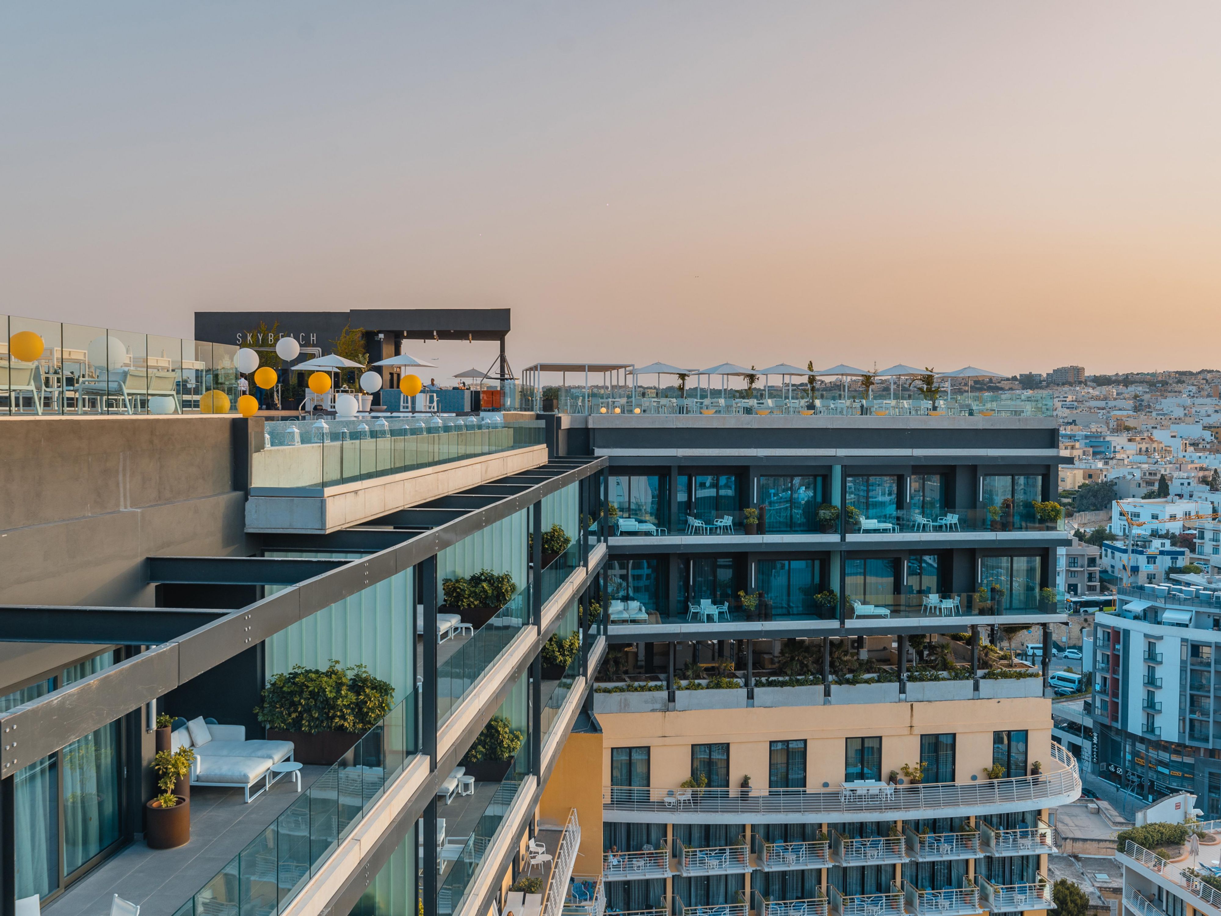 Amazing View of Suites from SKYHIGH