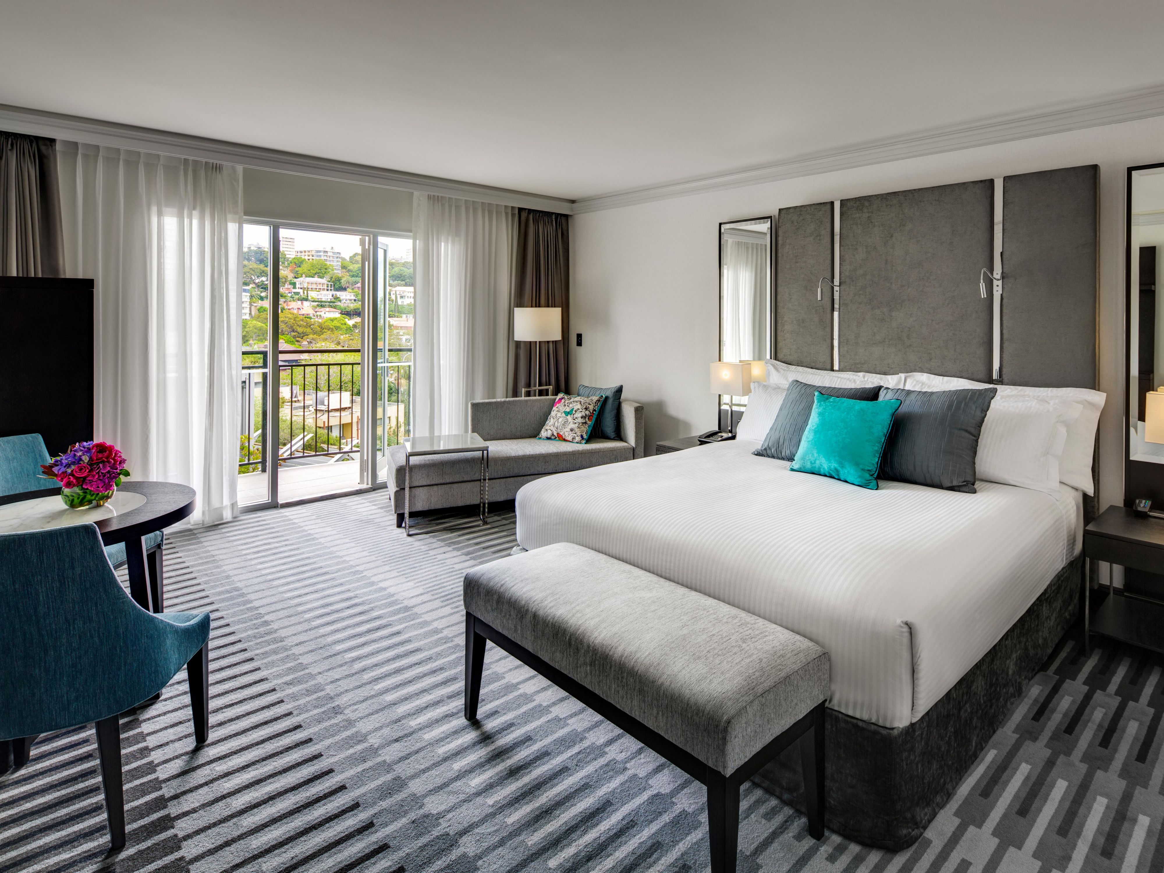 Village View King Room