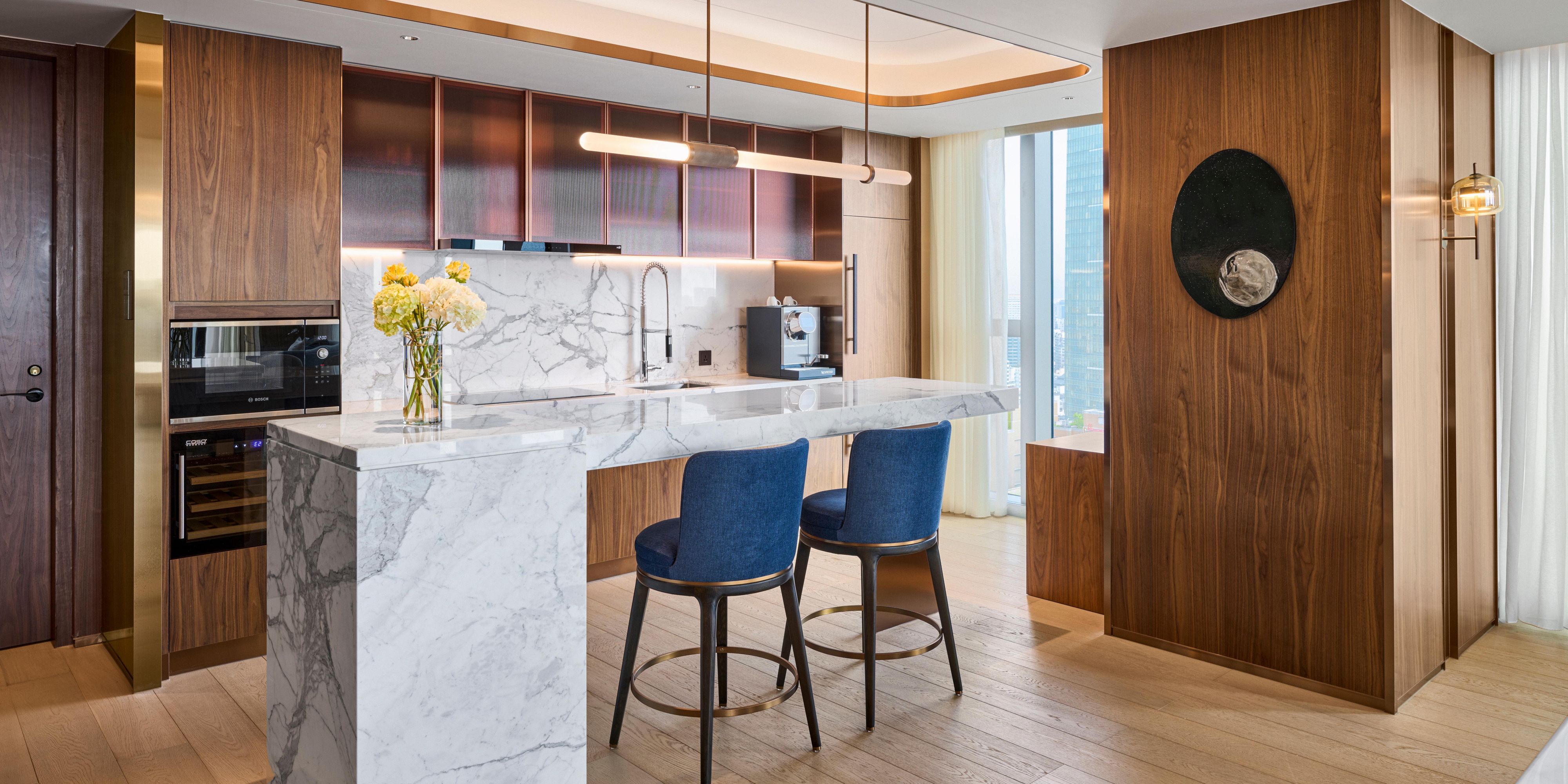 Presidential Suite Bar Area