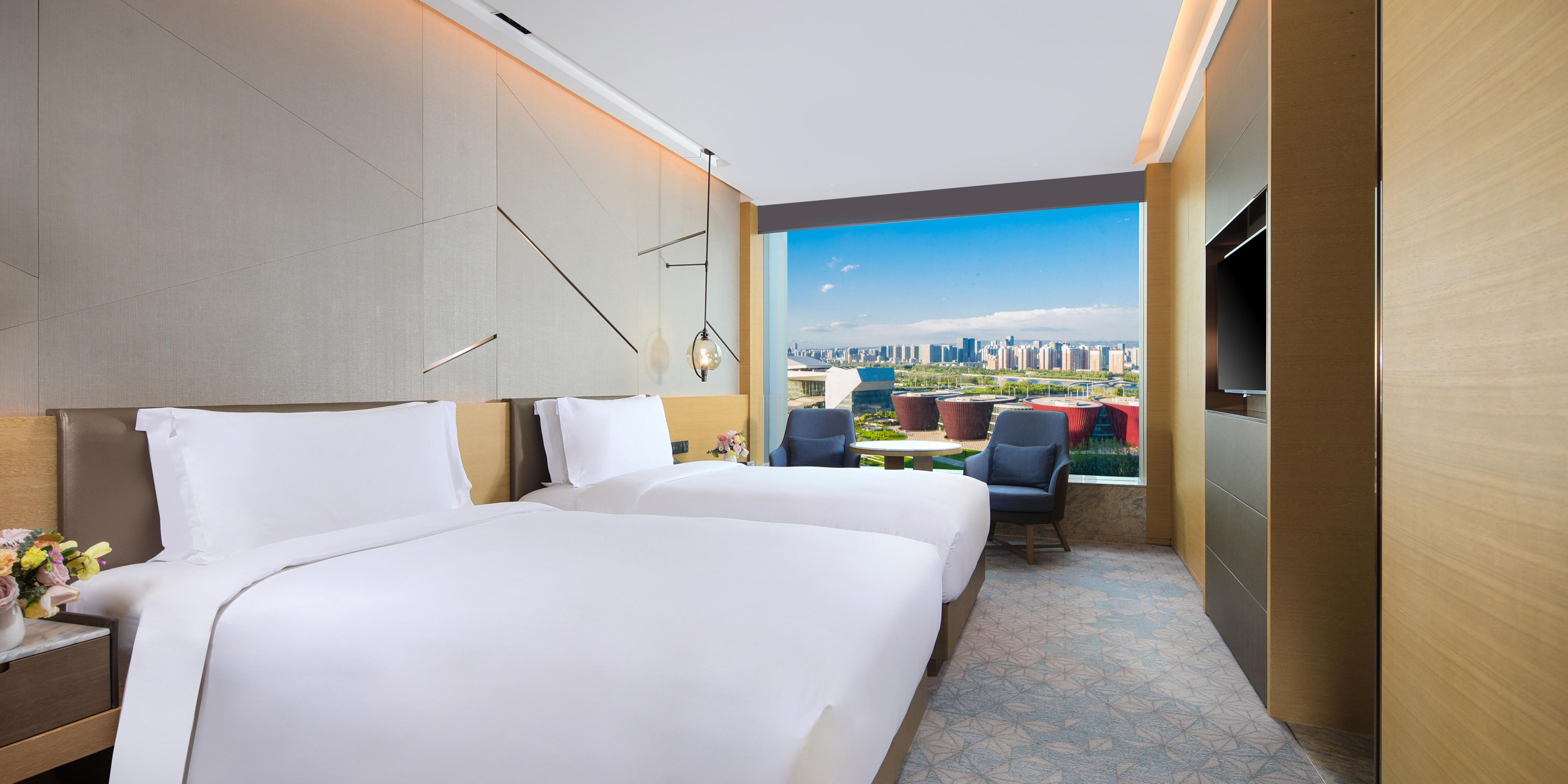 2 Twin Beds Classic River View