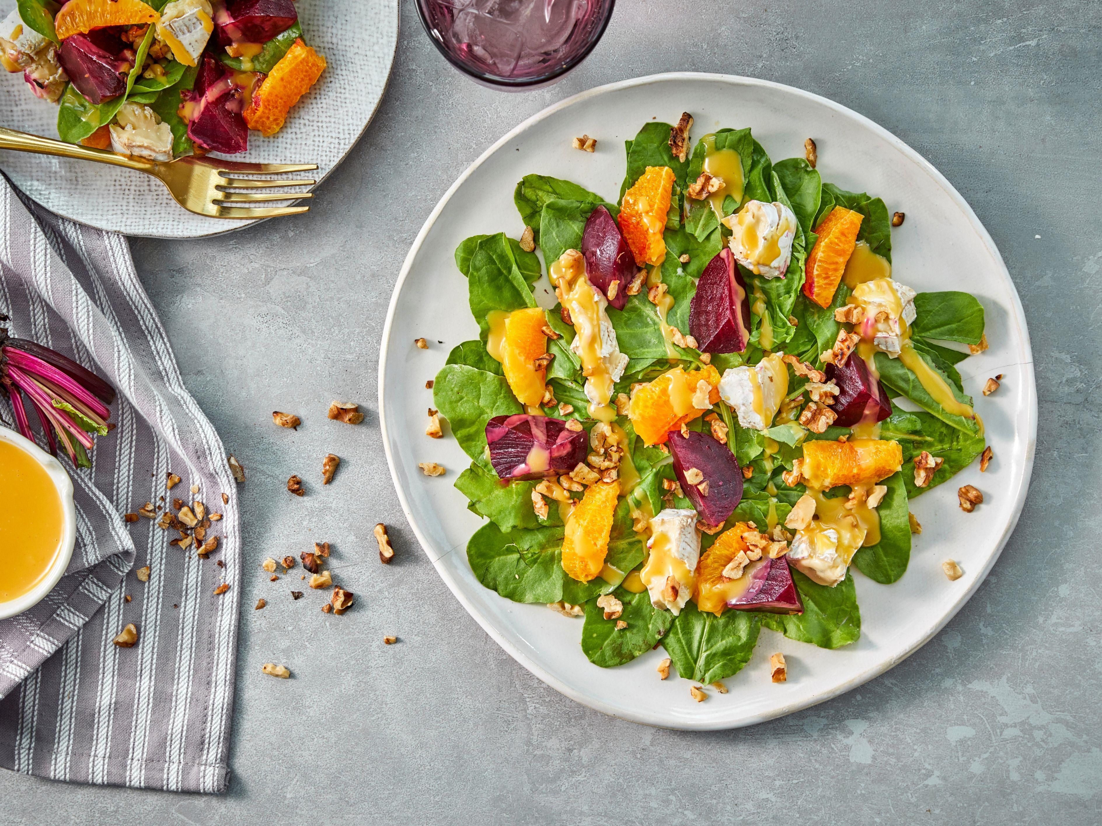 Our salads are made of fresh and seasonal ingredients.