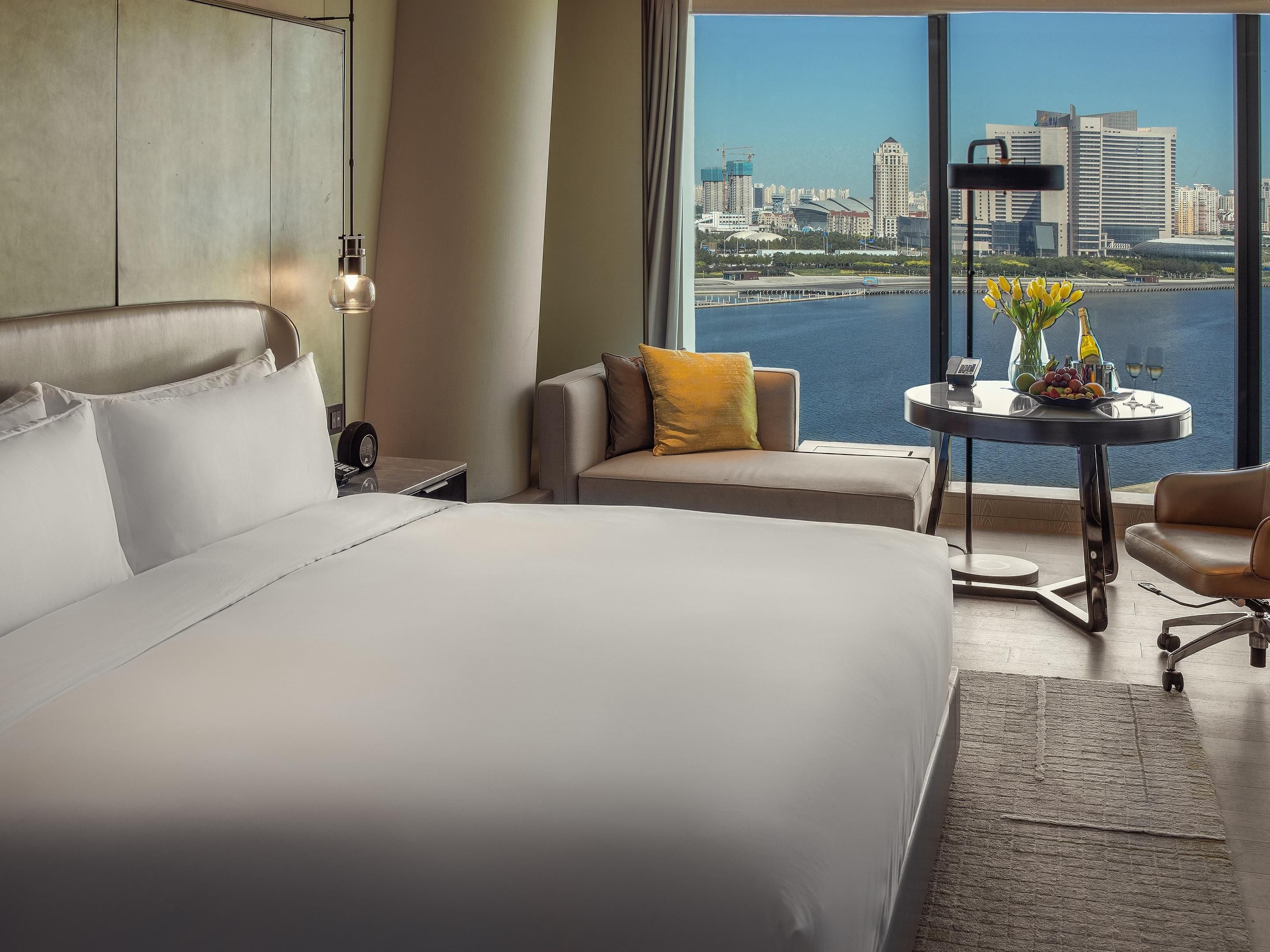 1 King Bed Premium River View