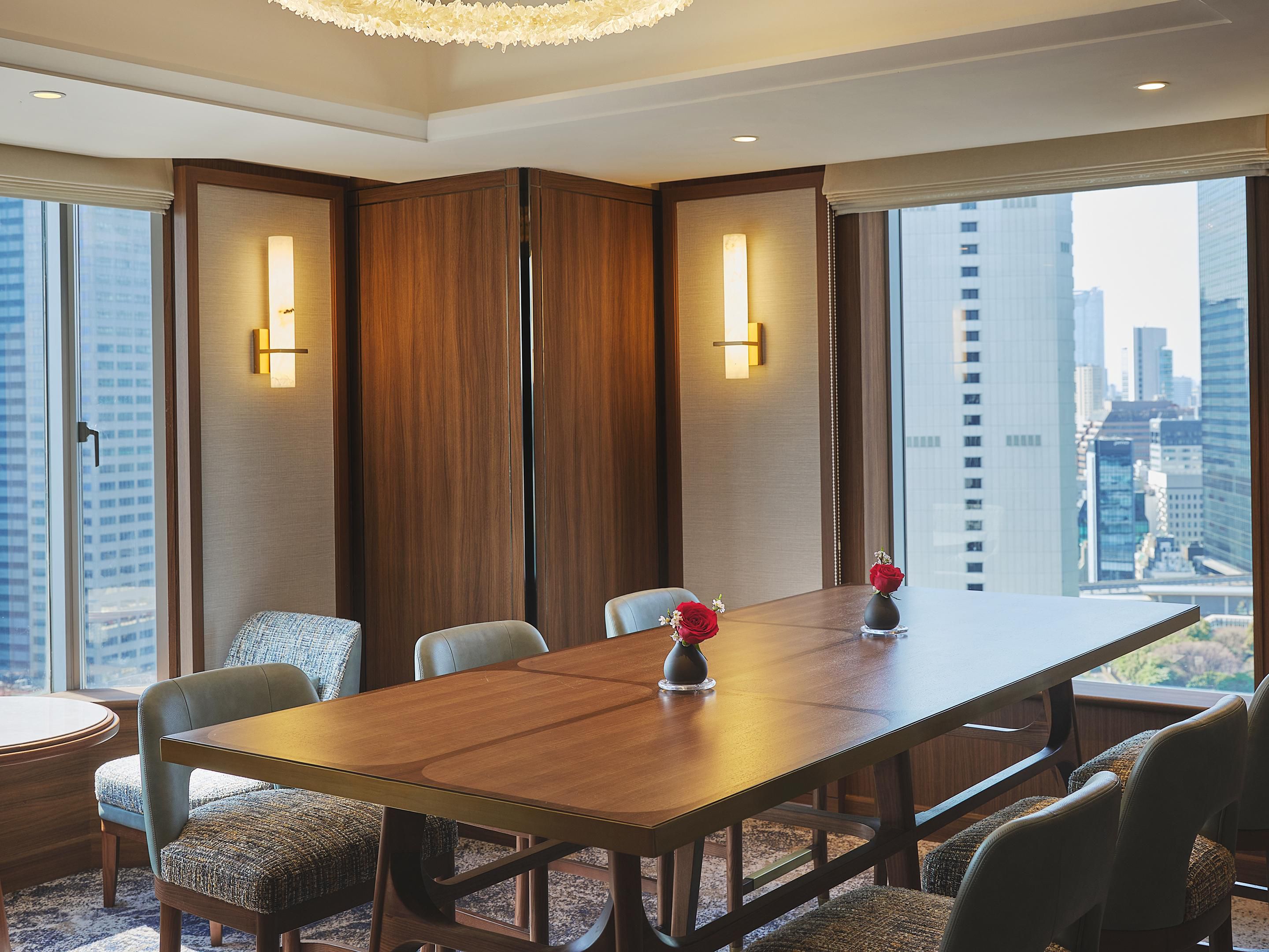 Common Space at Club InterContinental Lounge