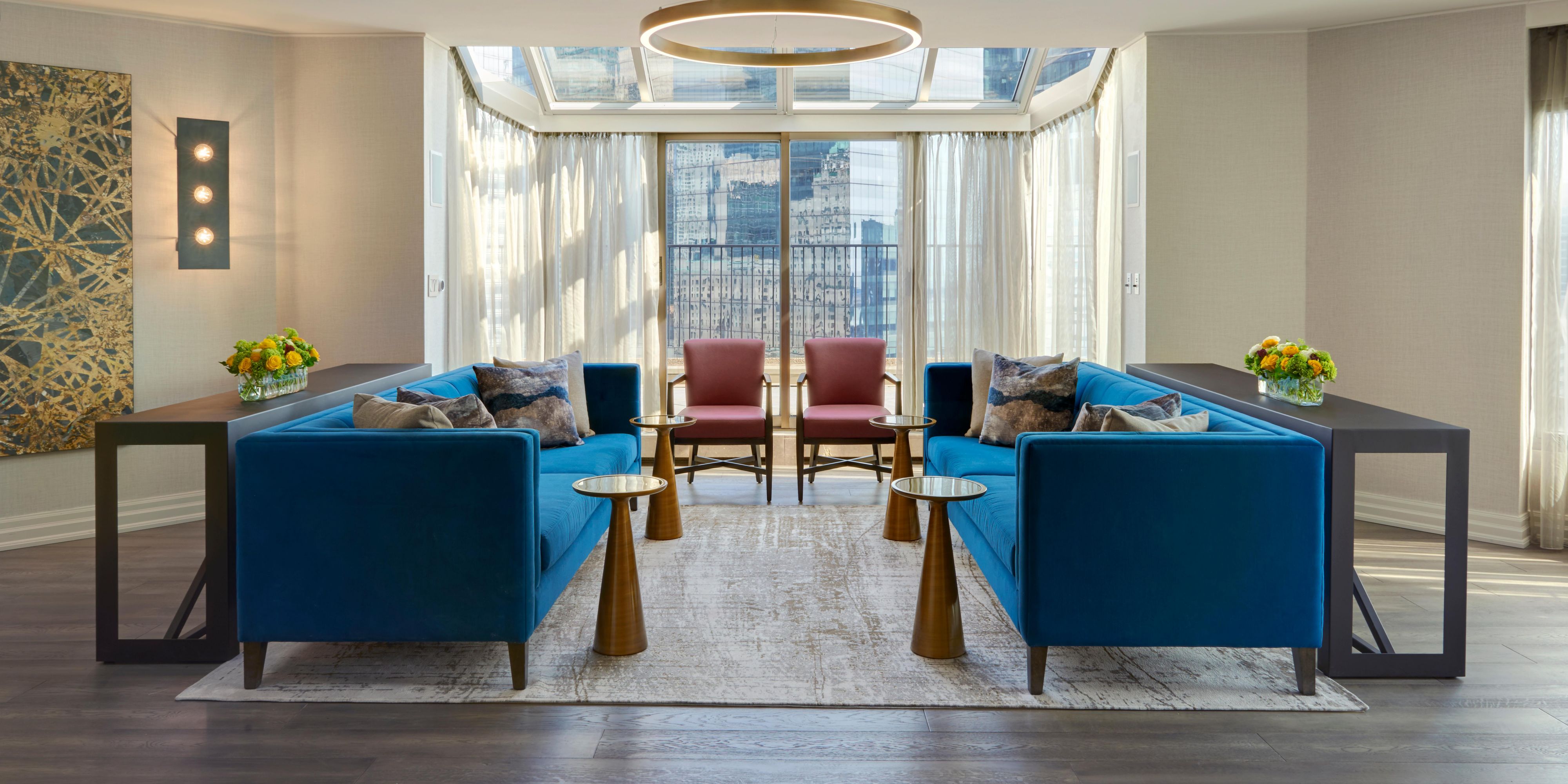 Enjoy the beautiful views of Toronto from our Presidential Suite.
