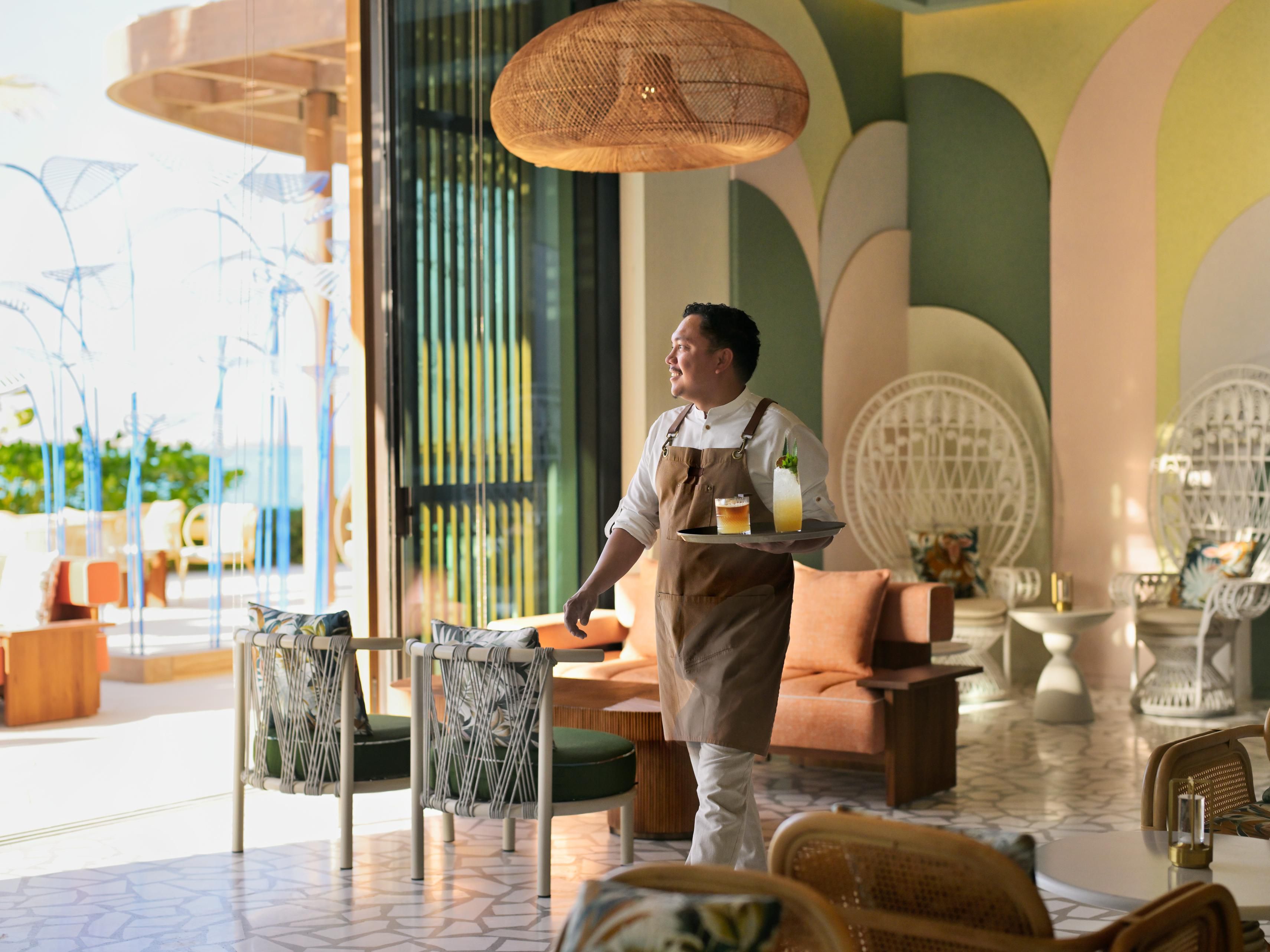 Crafted cocktails with effortless service at The 305