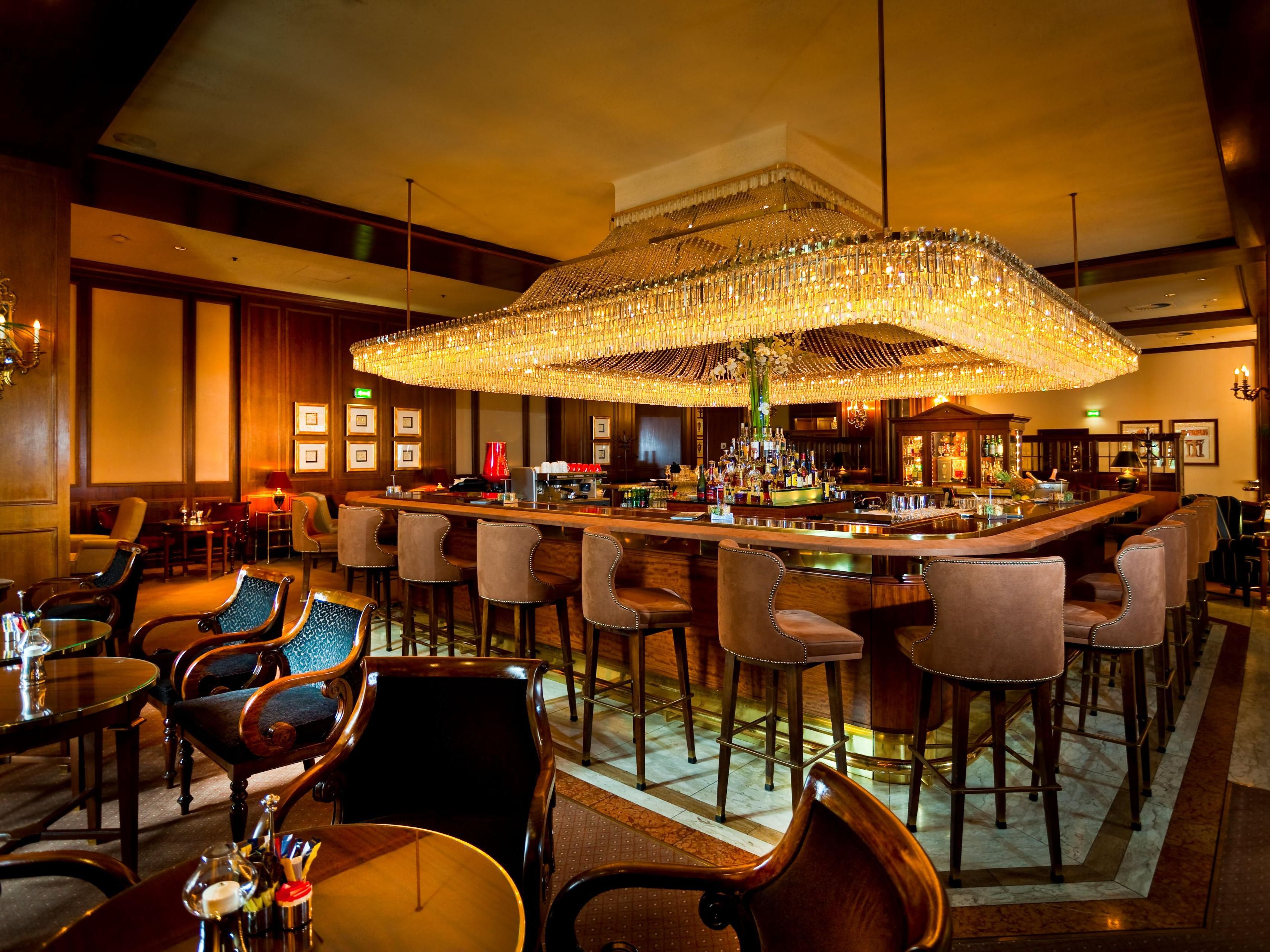 The legendary Intermezzo Bar with its impressive chandelier