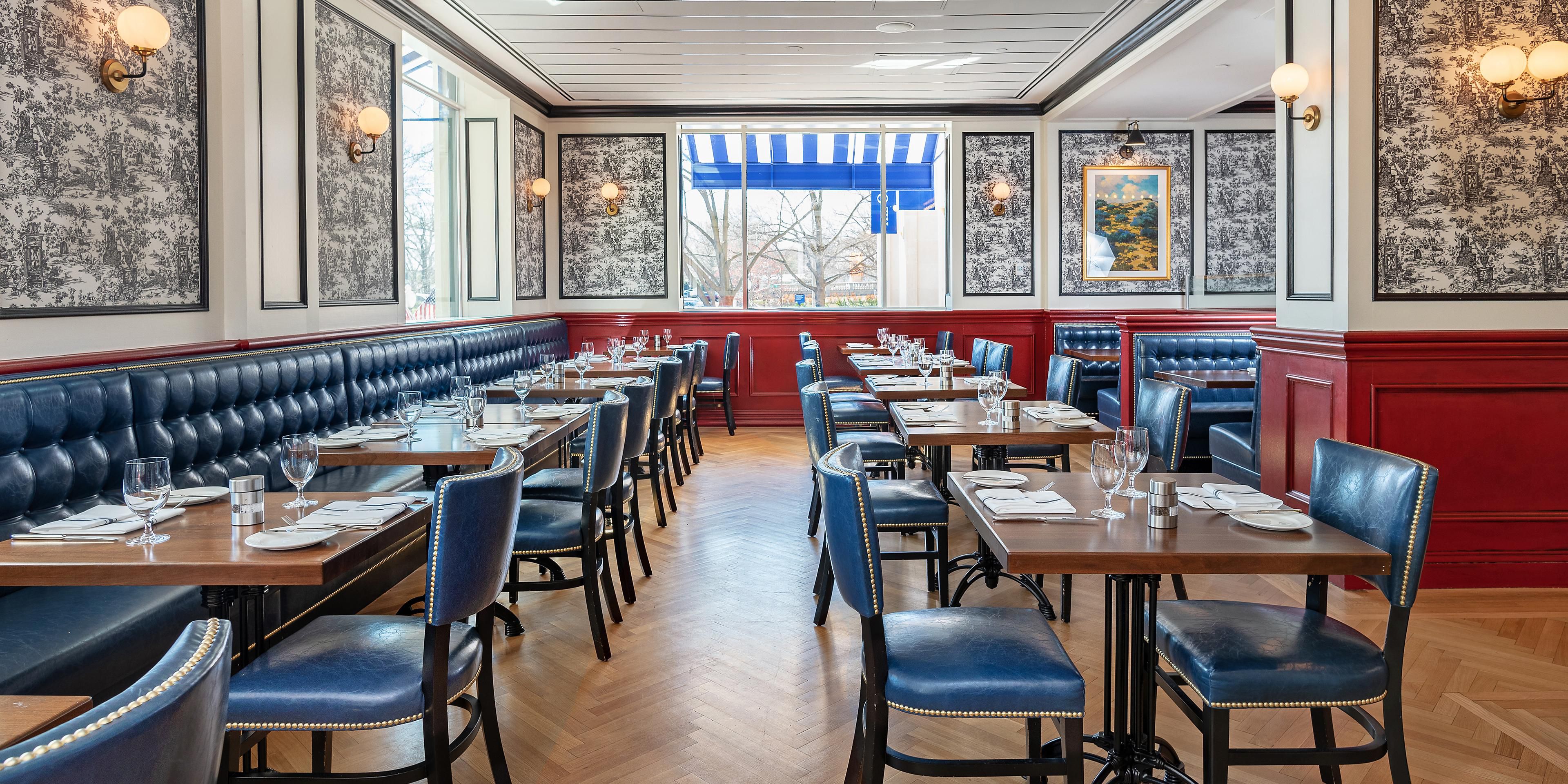 This French brasserie in Washington, D.C. offers classic French dishes with a contemporary twist for breakfast, lunch, brunch, and dinner. Cafe du Parc has been recognized as the Best Hotel Restaurant in DC by Modern Luxury and received the Diners Choice Award by OpenTable. The restaurant's seasonal outdoor terrace is perfect for al fresco dining.