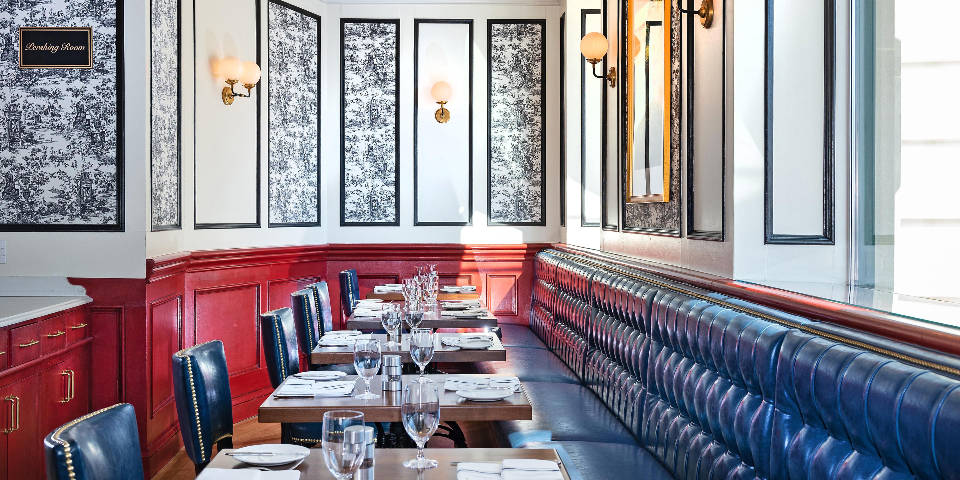 A quintessential French brasserie, named the Best Hotel Restaurant in Washington, D.C. by Modern Luxury, offers classic French dishes with a contemporary twist for breakfast, lunch, Sunday brunch, and dinner. Café du Parc's seasonal outdoor terrace is regarded as one of the best al fresco spots in Washington, D.C. offering a view of DC landmarks. 