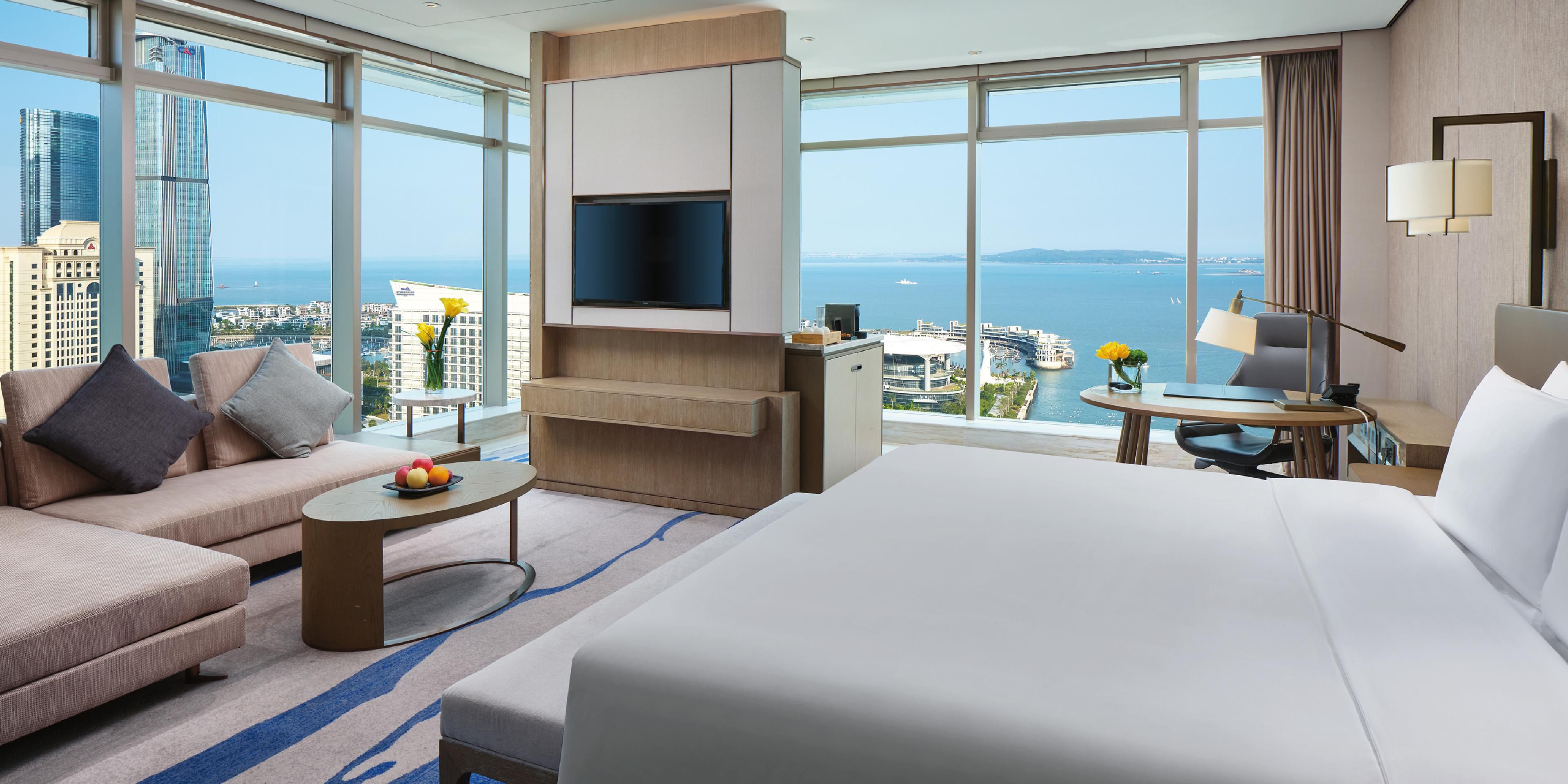 InterContinental Suite - Living Room