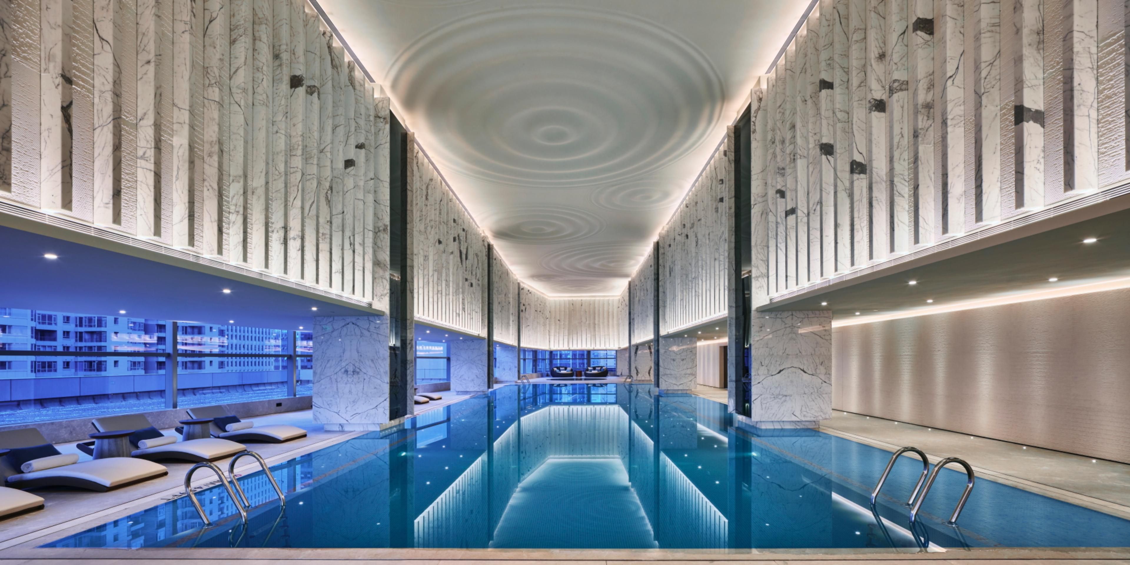 The sixth floor is our fitness center, featuring an indoor heated swimming pool, a gym and a yoga room. The design of this floor is different from other areas, with a greater emphasis on the feeling of natural balance.
The gym covers an area of 150 square meters and is divided into two areas - the aerobic area and the strength area.
Unlike other