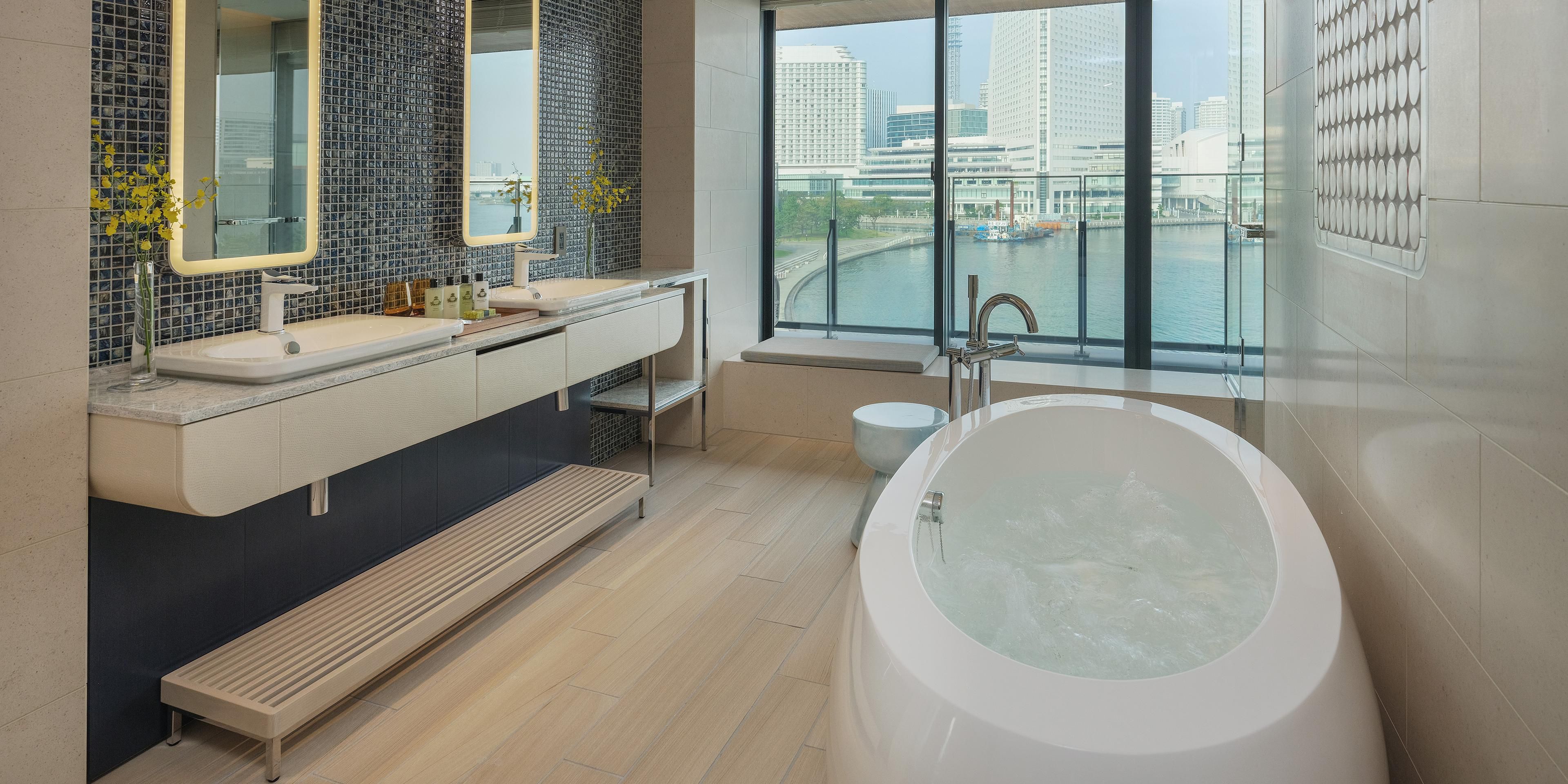 Bathroom of the One Bed Room Suite
