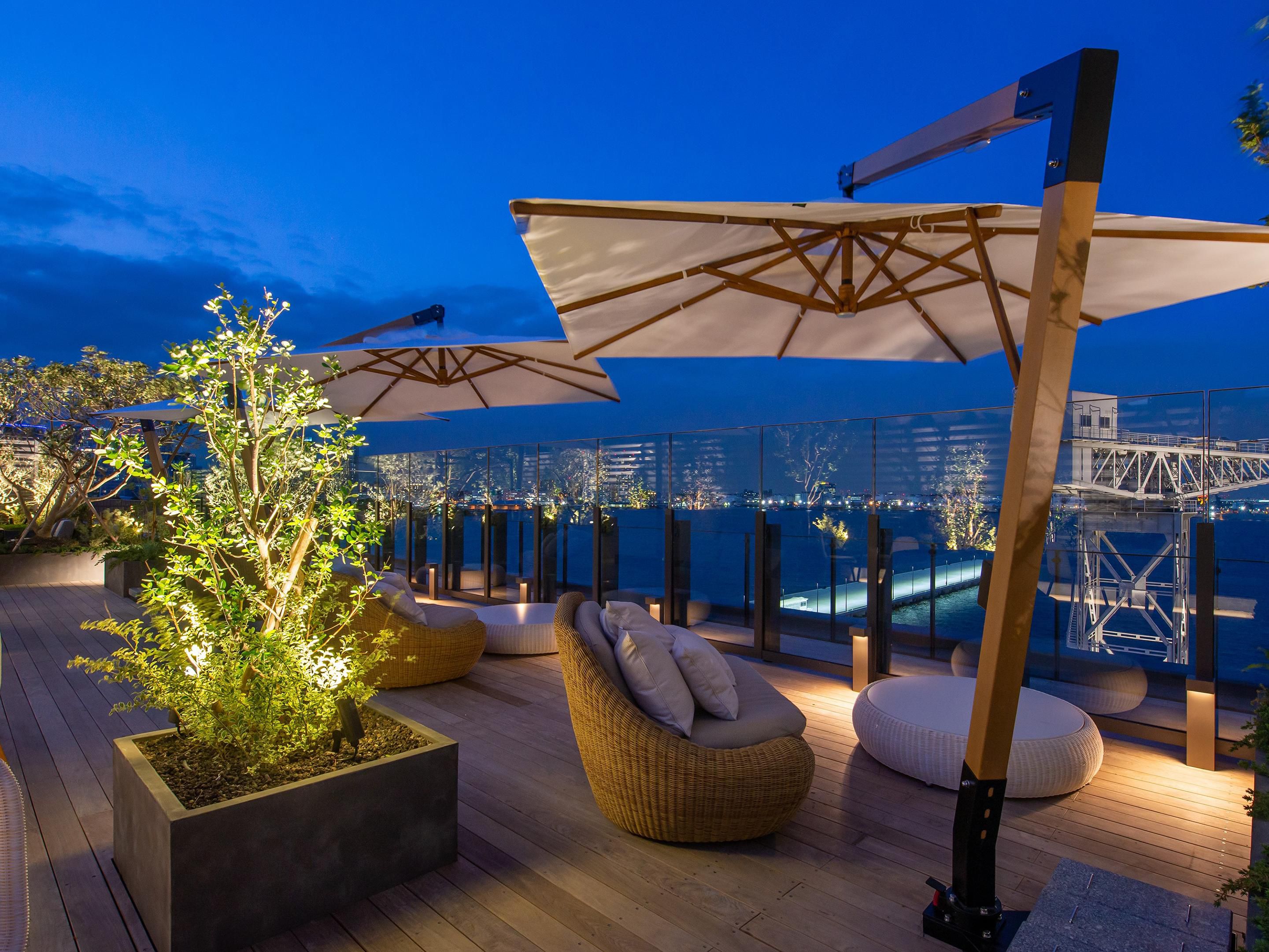 Rooftop ROOFTOP 1859