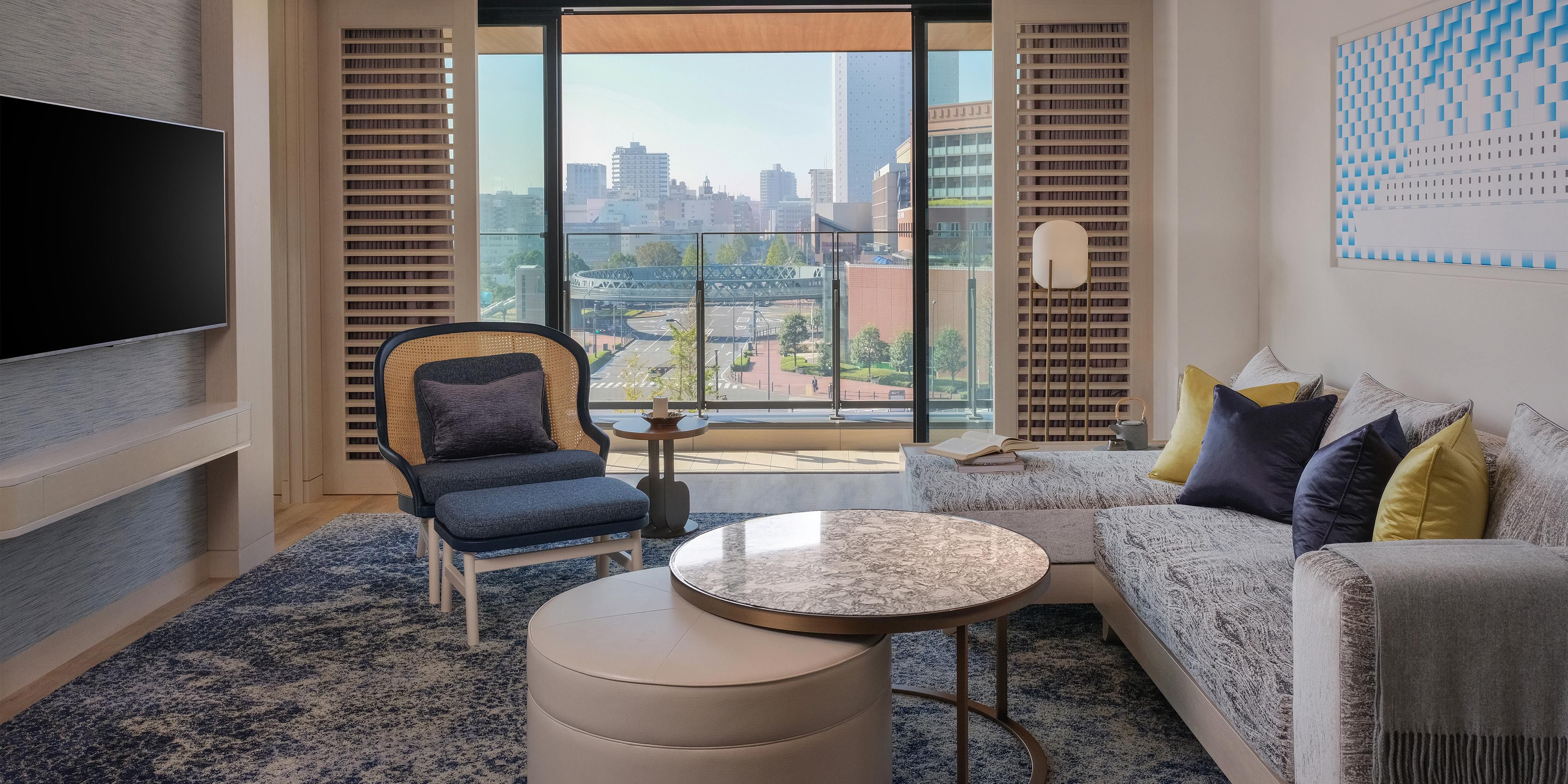 1 King Bed Suite Club