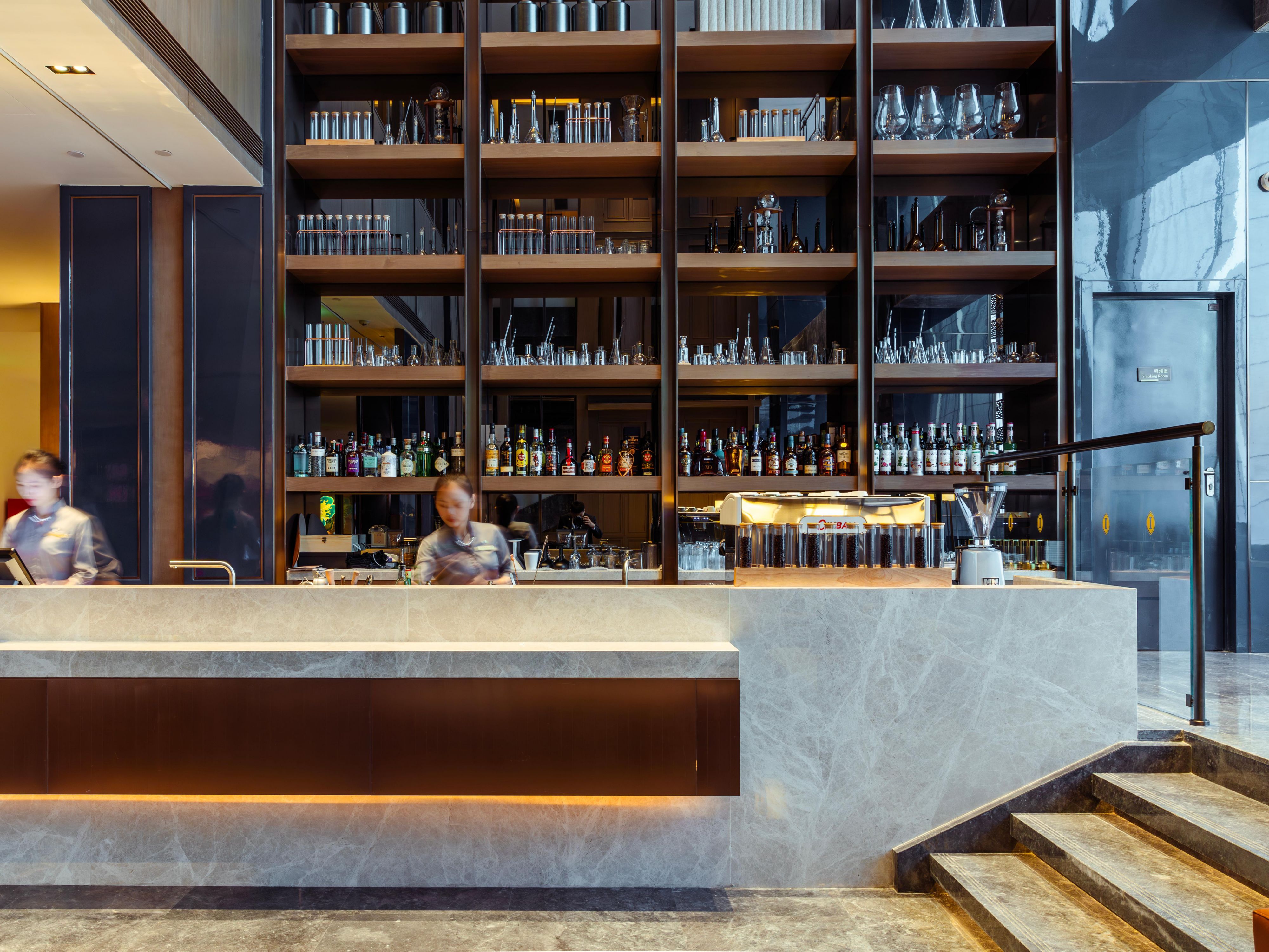 LaB on 7 Restaurant