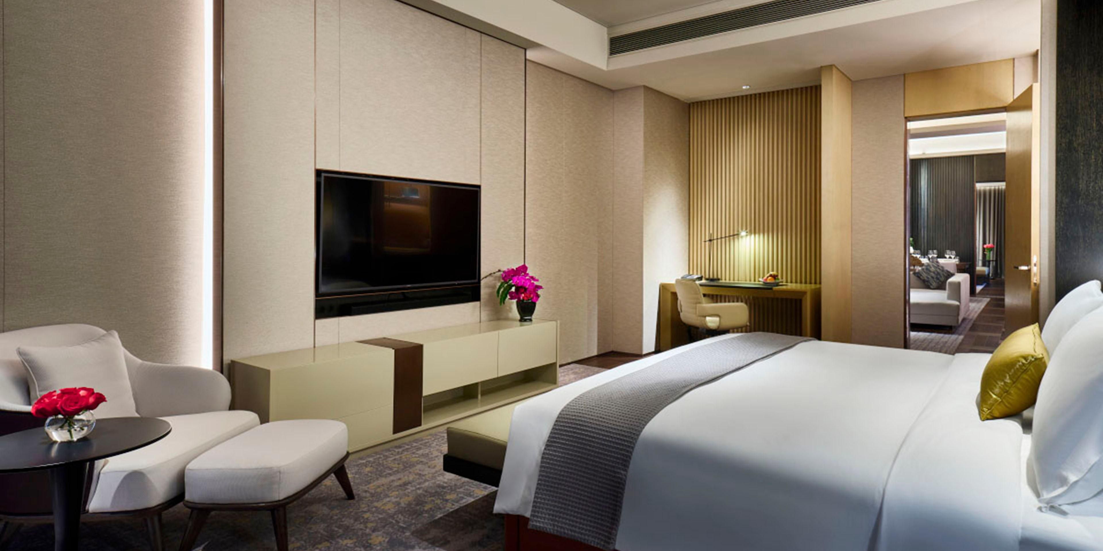 1 BEDROOM SUITE