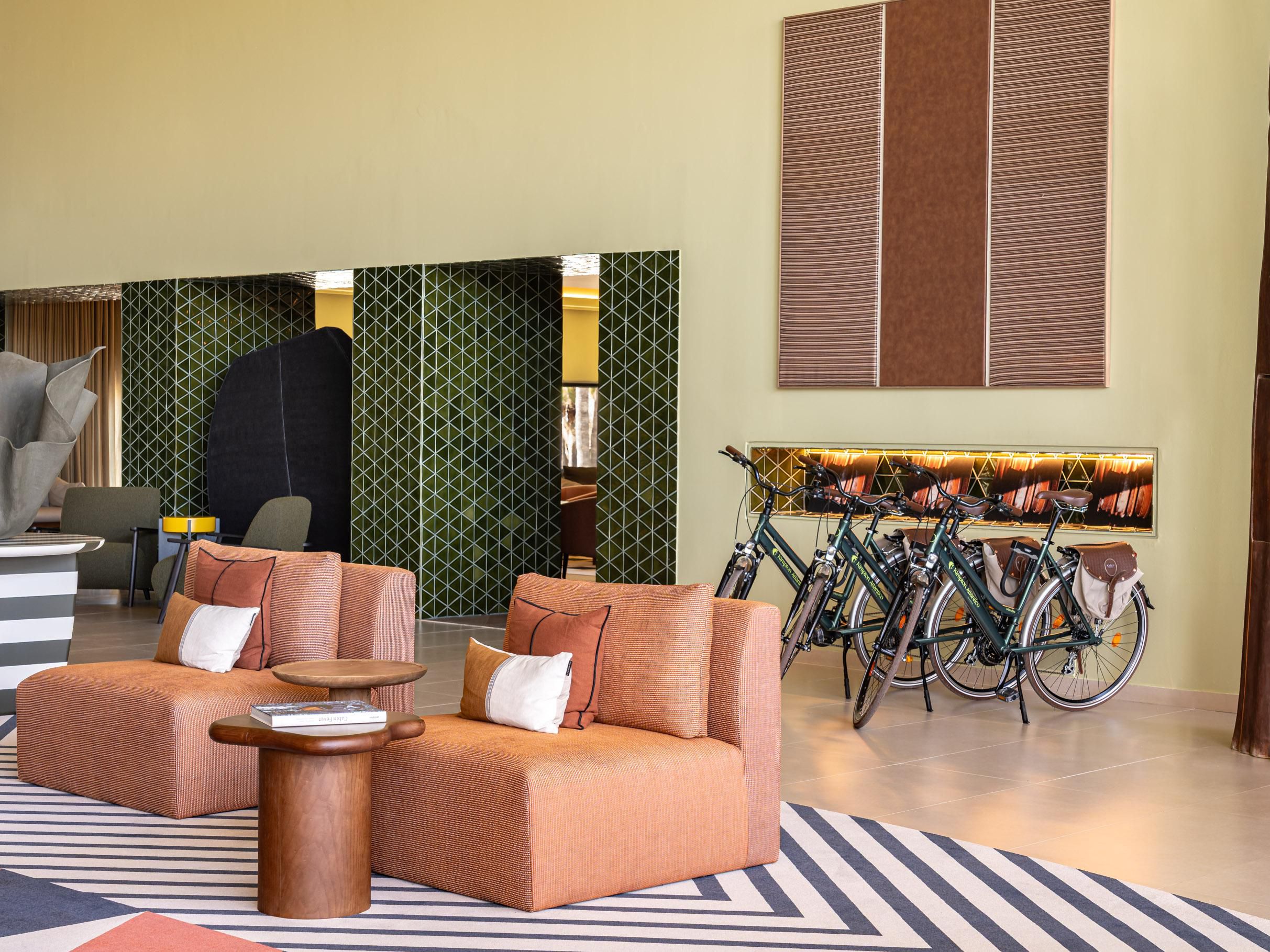 Pedal elegantly through Algarve landscapes