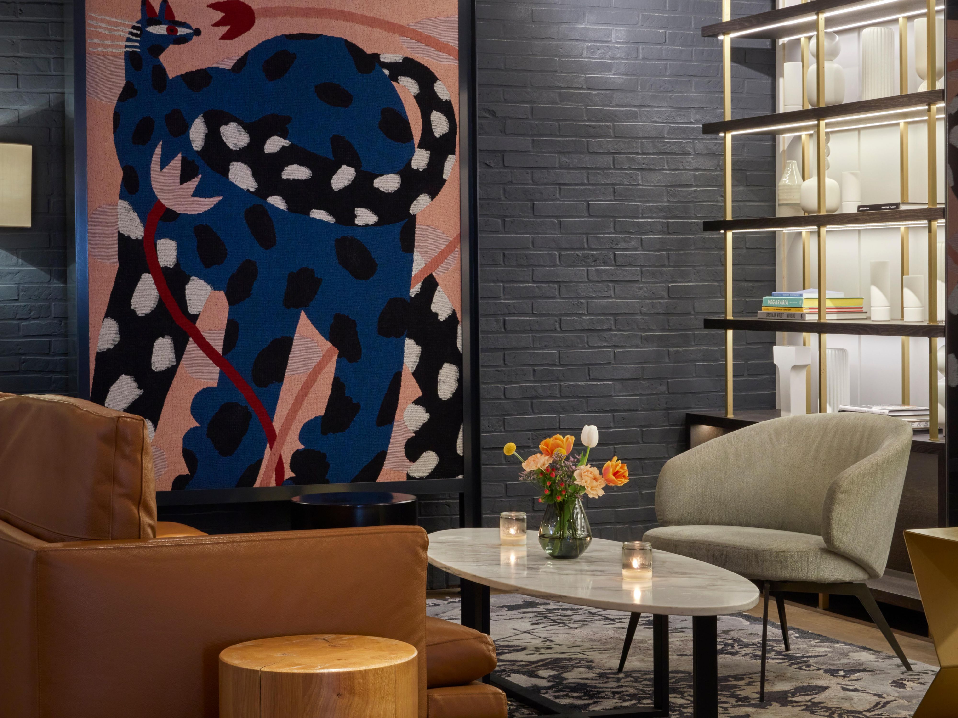 Living room of Kimpton De Witt.