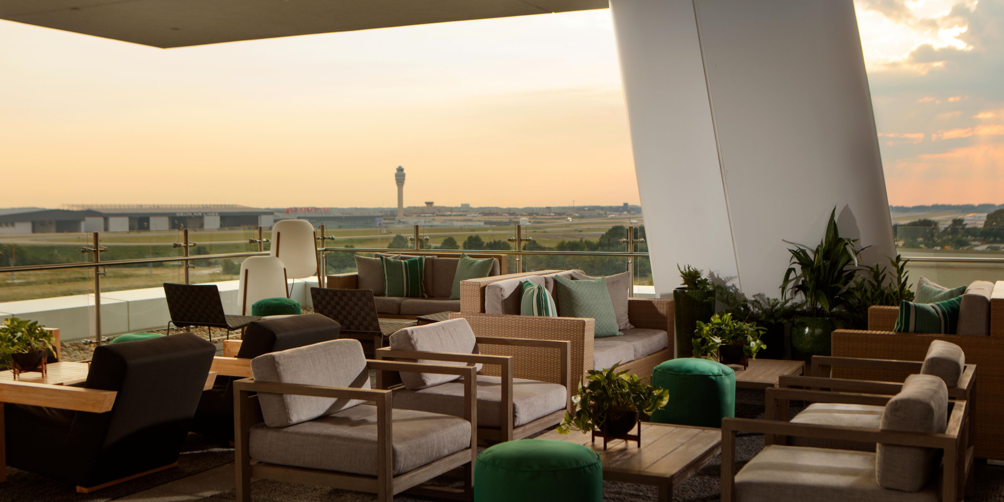 Offering guests a chic experience, The Rooftop at the Overland's hand-crafted cocktails, small plates and live music make it the best spot to unwind, not to mention those panoramic rooftop views. 