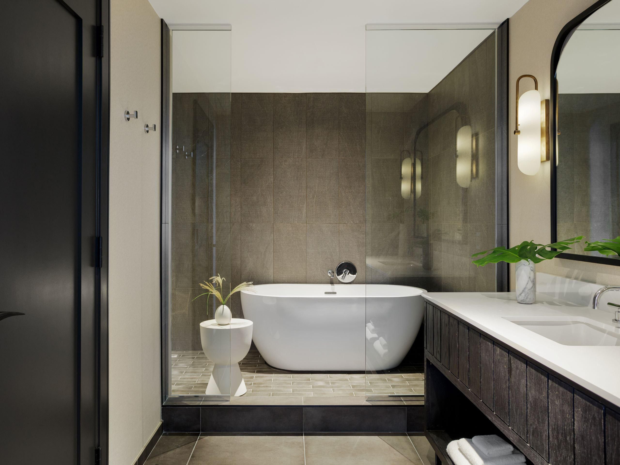 Separate Soaking Tub and Walk In Shower