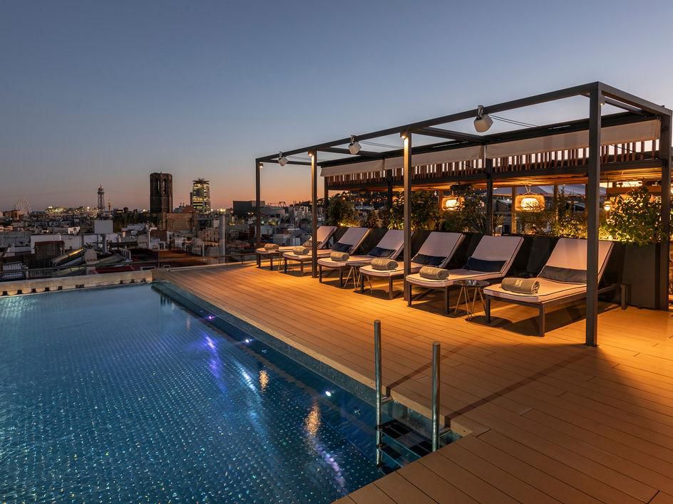 Rooftop pool