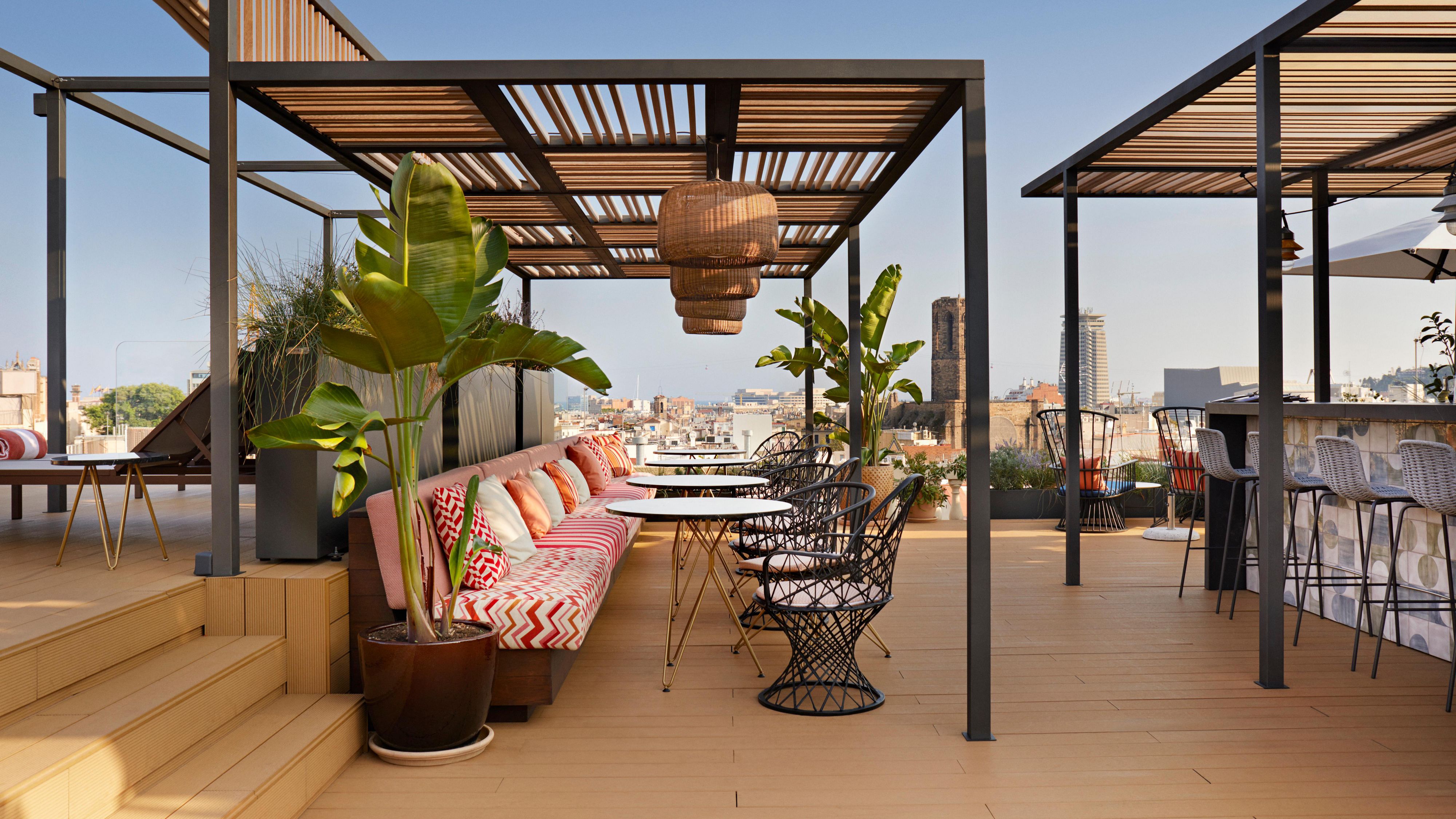 Enjoy a brunch with signature cocktails and incredible views